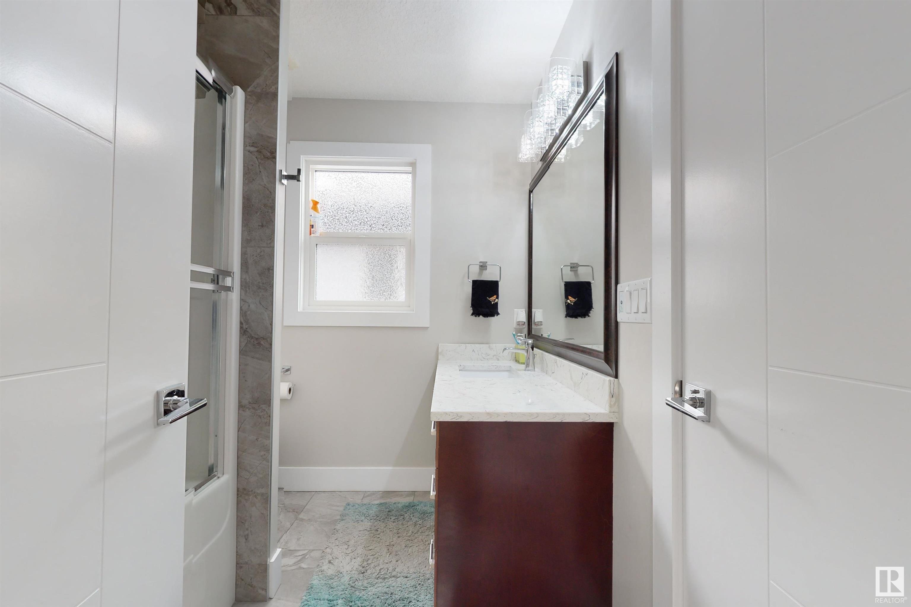 Photo 36 at 2617 21a Avenue Nw, Laurel, Edmonton