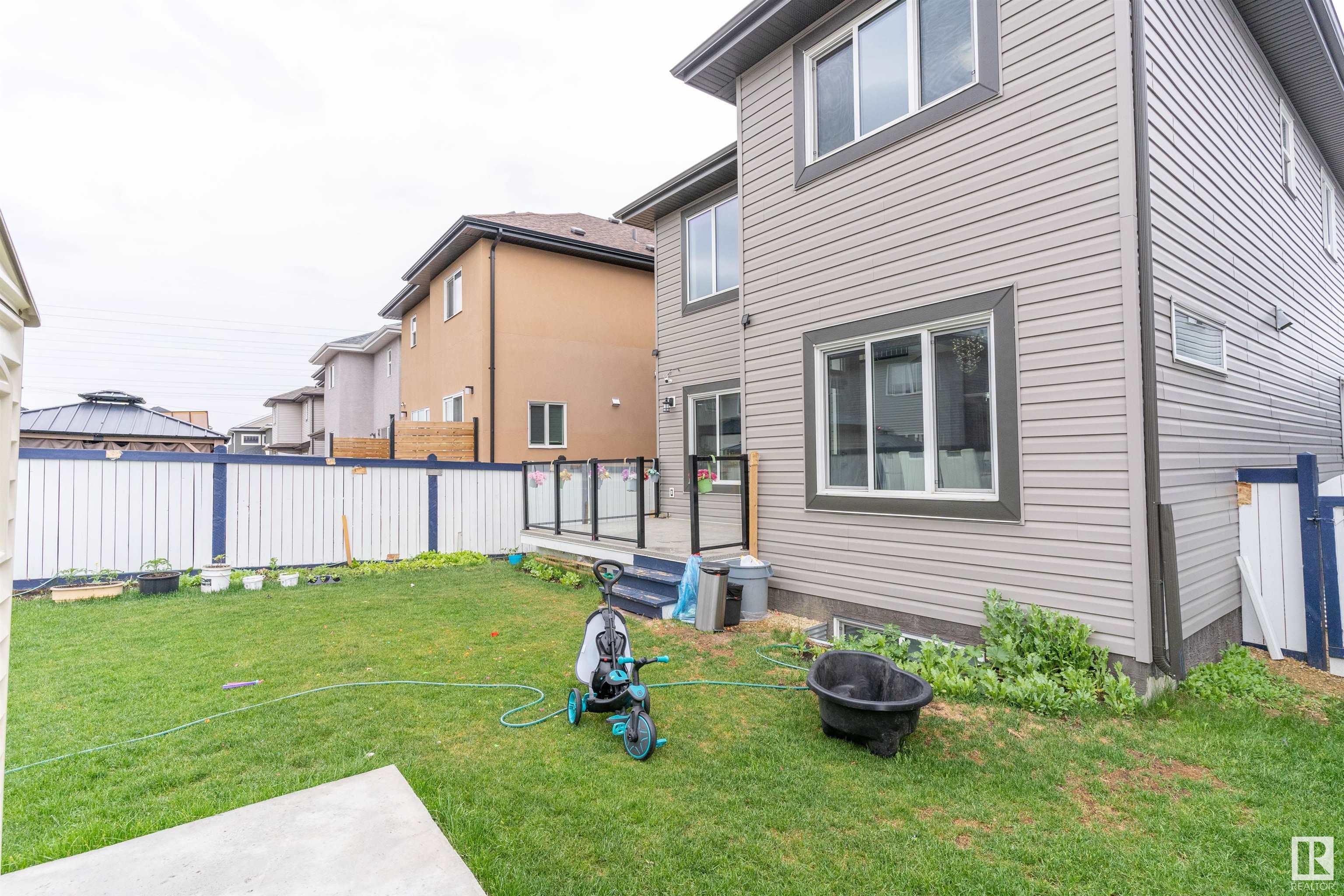 Photo 49 at 2617 21a Avenue Nw, Laurel, Edmonton