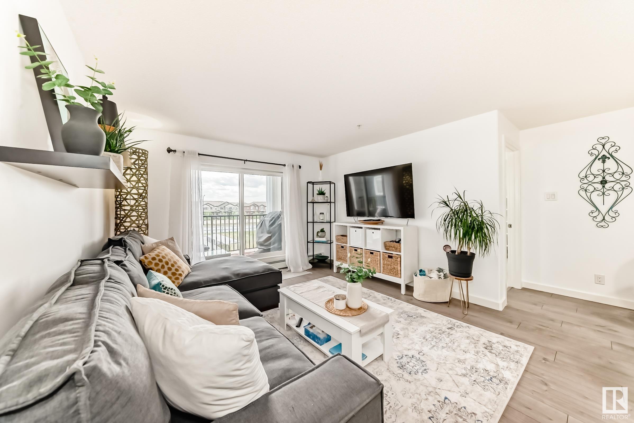 Photo 11 at 306 - 4008 Savaryn Drive Sw, Summerside, Edmonton