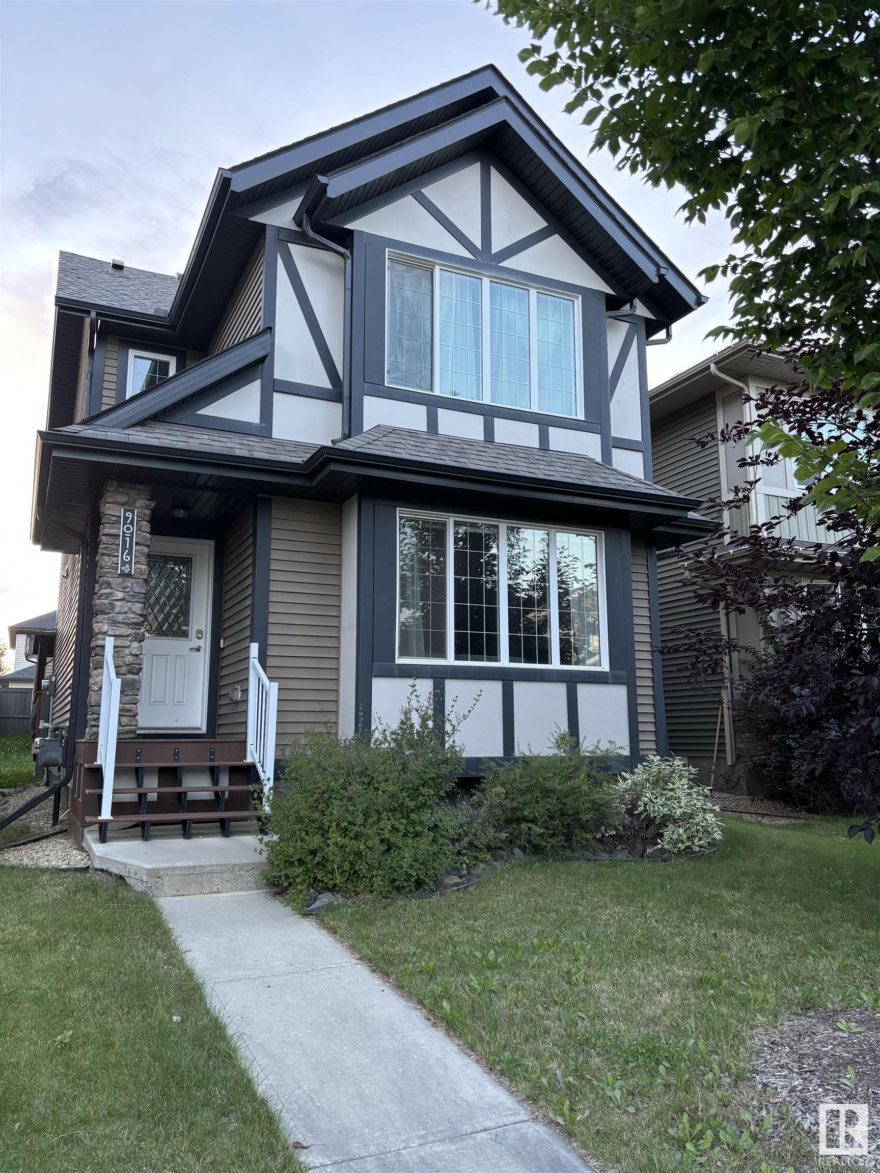 9016 218 Street NW, Rosenthal, Edmonton 