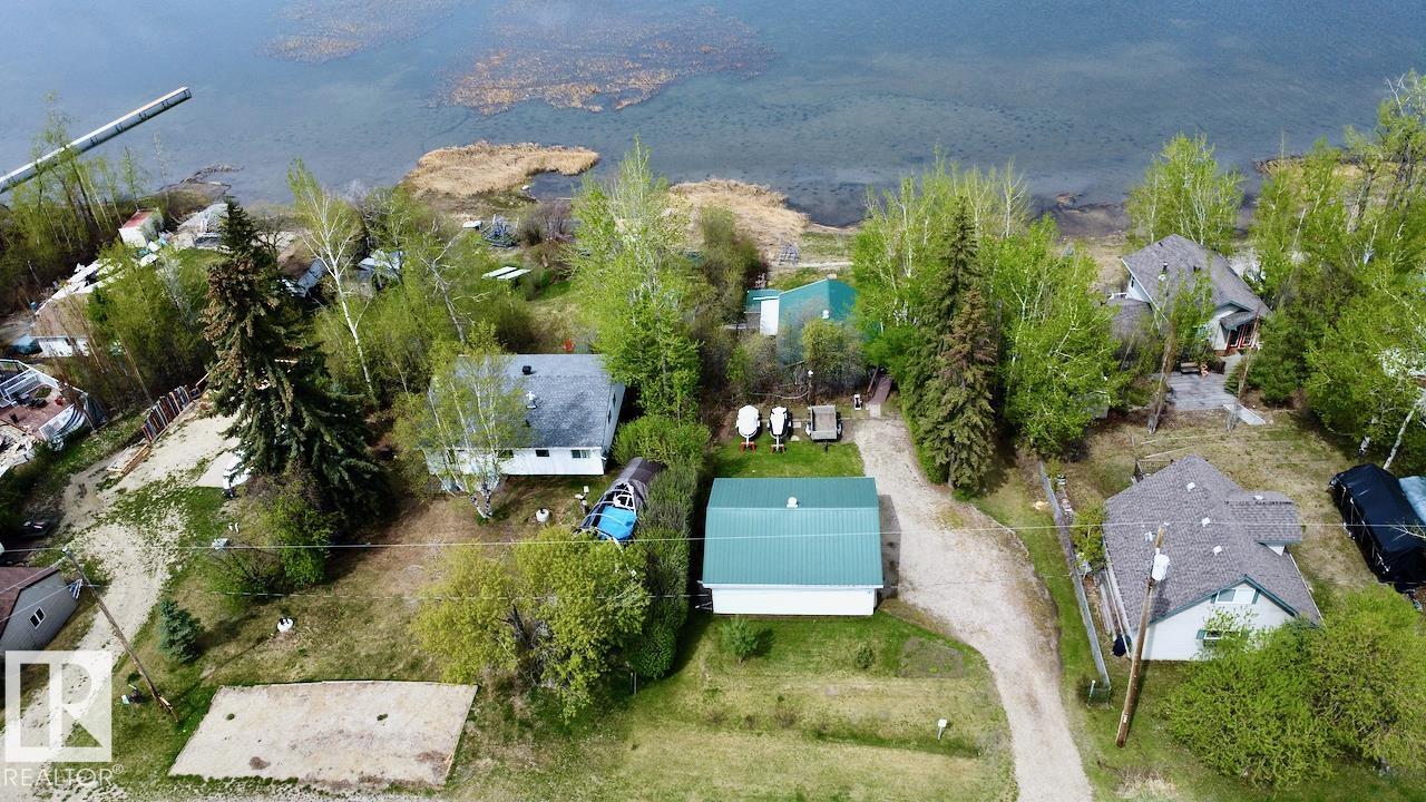 Photo 2 at 14 - 52515 Rge Road 52, Sundance Meadows, Rural Parkland County