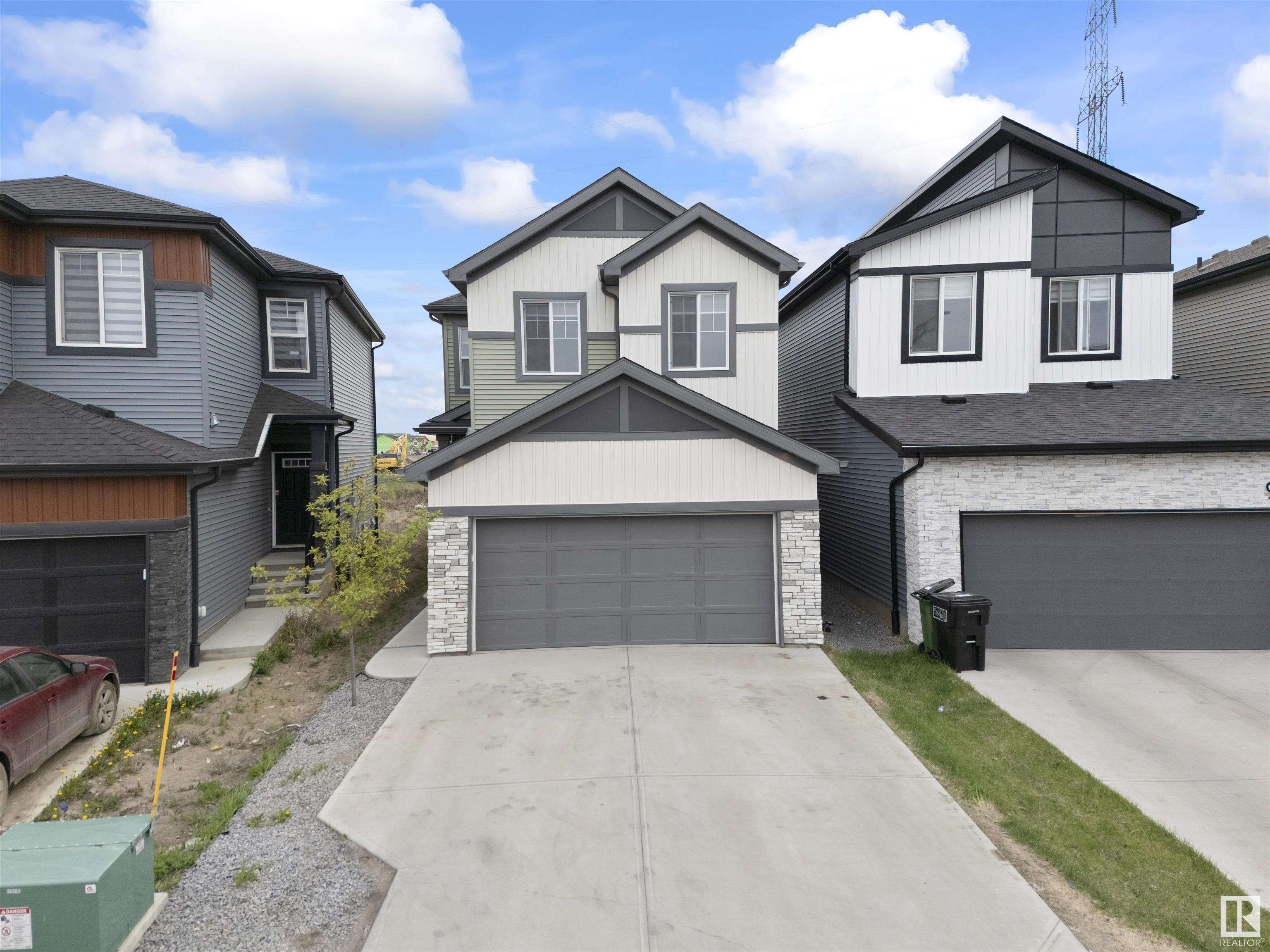 9413 Pear Crescent Sw, The Orchards At Ellerslie, Edmonton 2