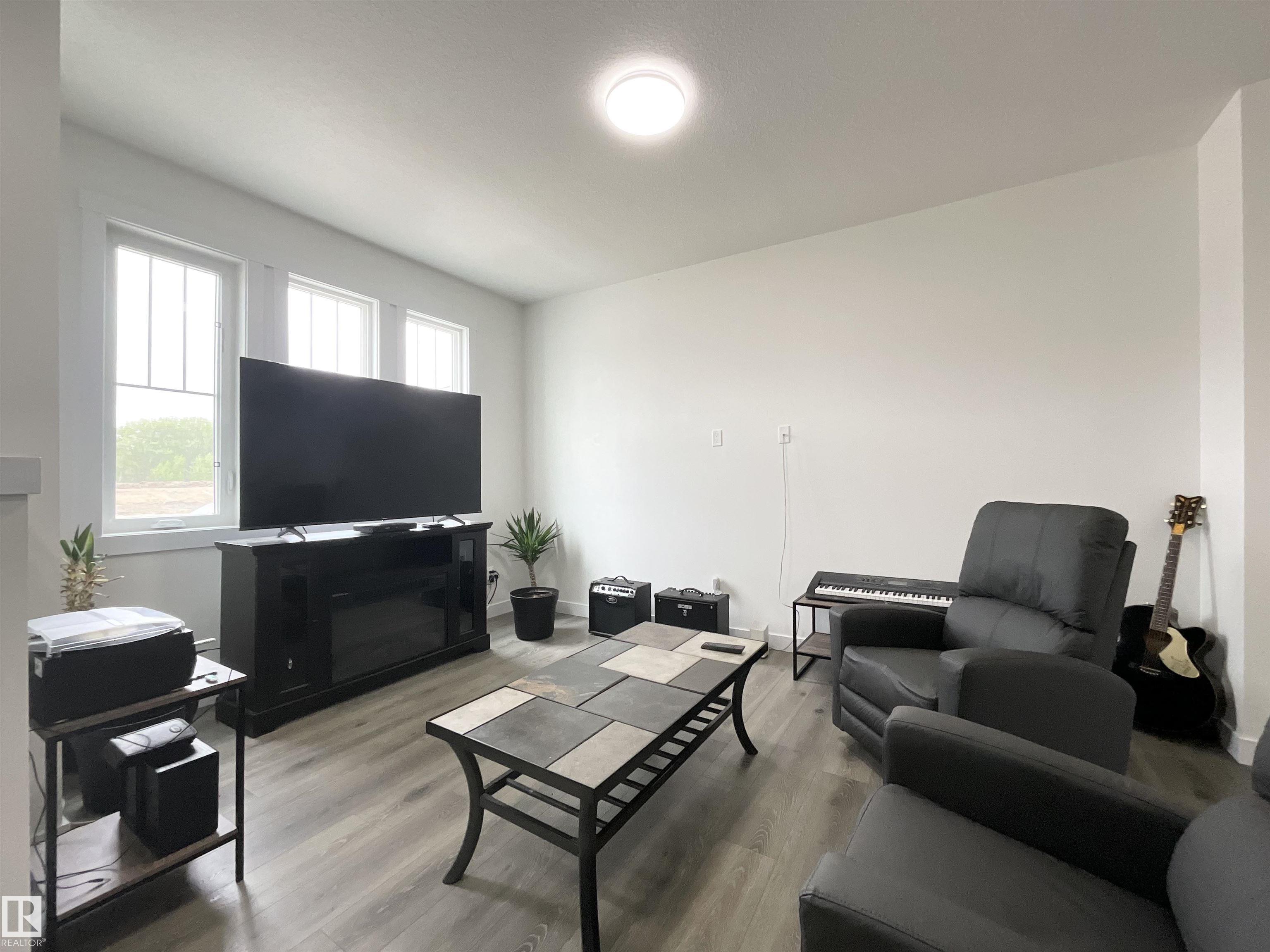 Photo 9 at 87 Fenwyck Boulevard, Fenwyck, Spruce Grove