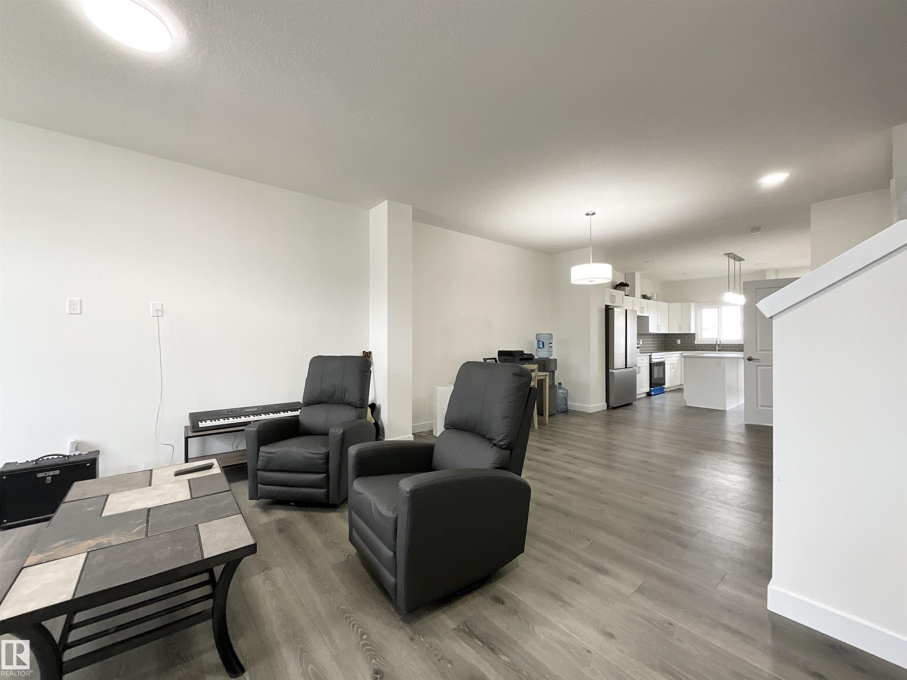 Photo 10 at 87 Fenwyck Boulevard, Fenwyck, Spruce Grove