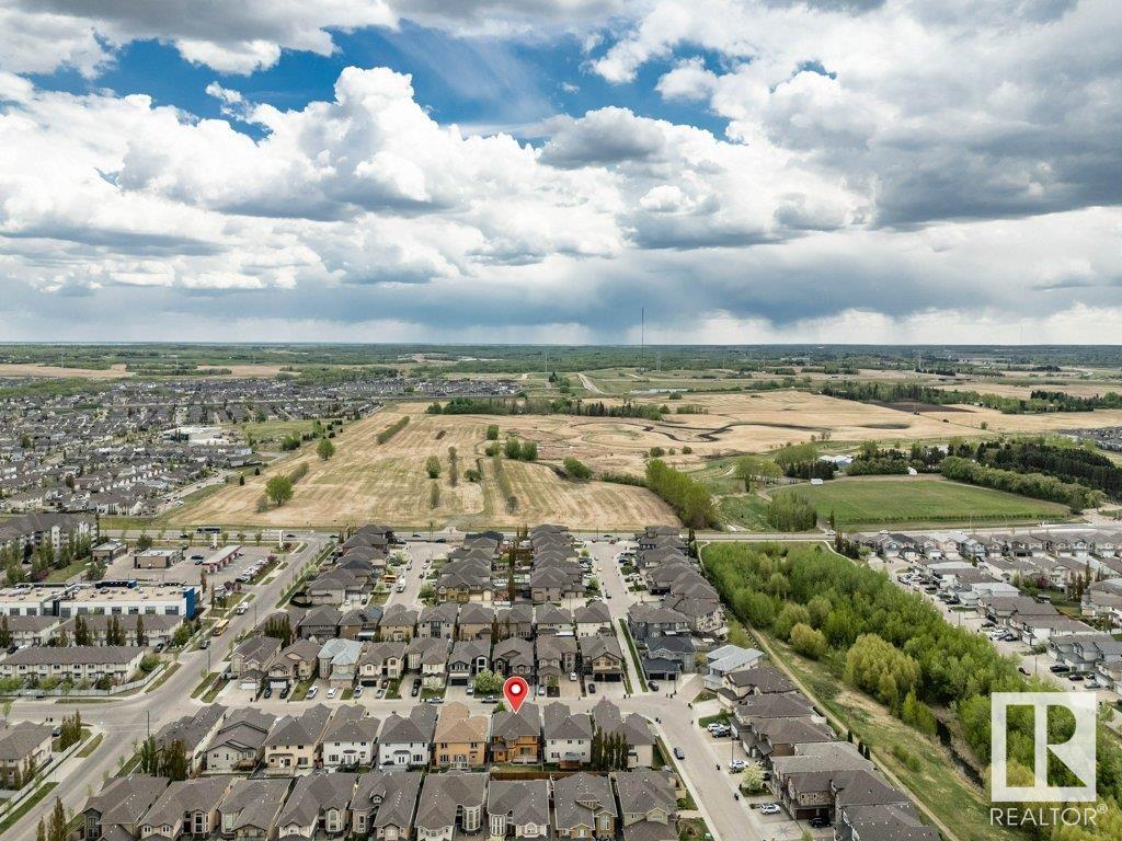 http://cdnparap120.paragonrels.com/ParagonImages/Property/p12/RAE/225349882/67/0/0/865ecddec21b90f5f8f19b42260a61c8/1/9f8a0355944daa10f9a7d494c07a608c/225349882-6ed714a1-a6f4-4fb4-9107-67b4bbe3e00e.JPG