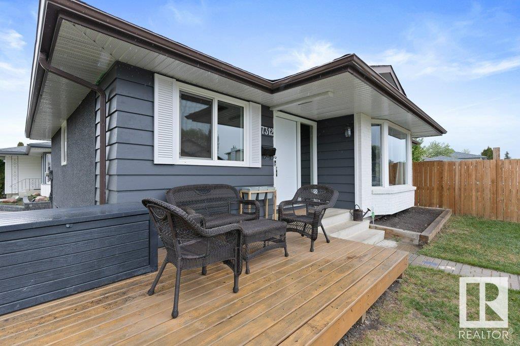 http://cdnparap120.paragonrels.com/ParagonImages/Property/p12/RAE/225350677/2/0/0/1db97ba7402b0d2a222c9d898d1a05f7/1/136821a0635ee36cf55d904555c1b7f9/225350677-1fa80394-37f4-472f-b3f5-4432fbcfe52d.JPG
