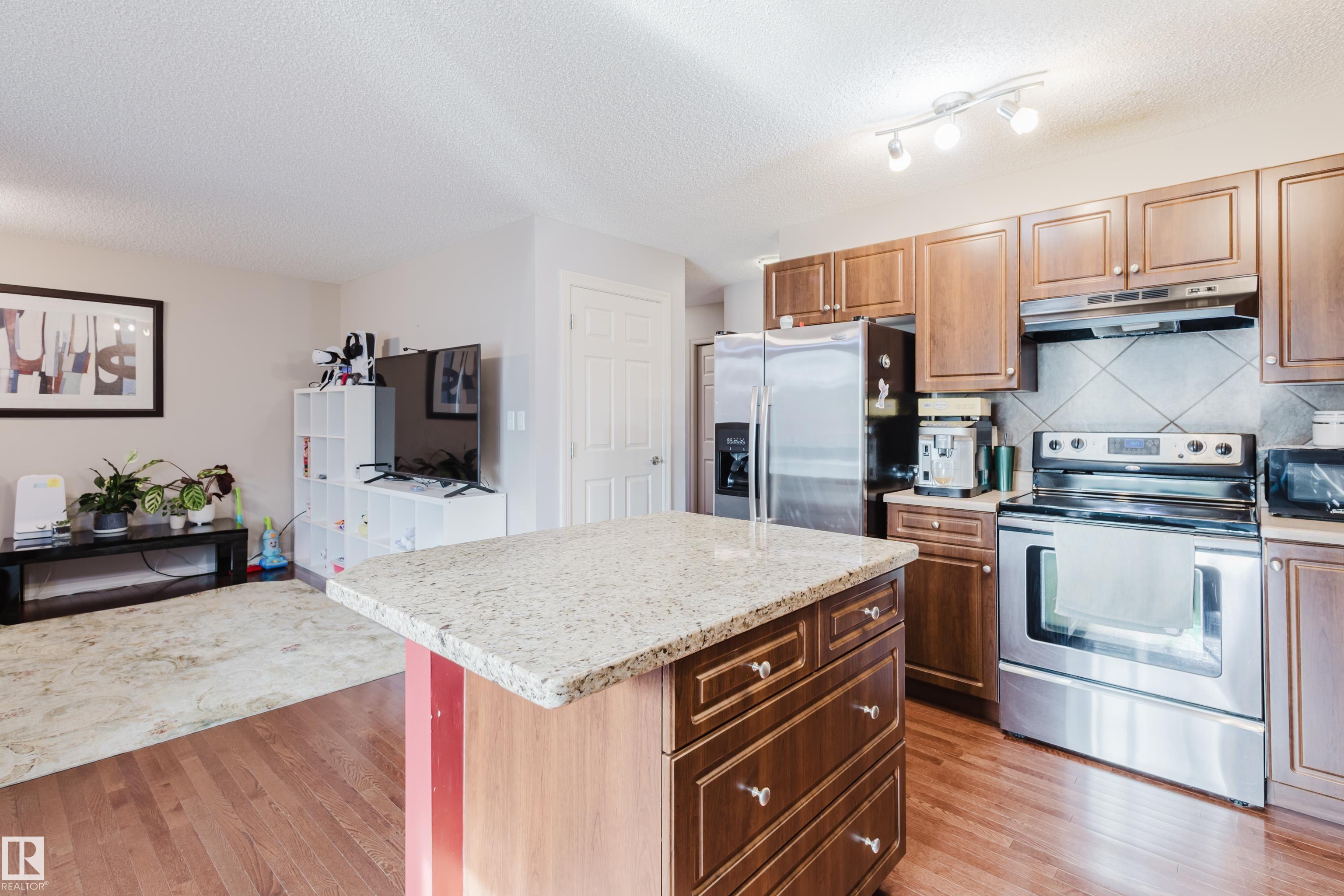 Photo 12 at 2355 Lemieux Place NW, Leger, Edmonton