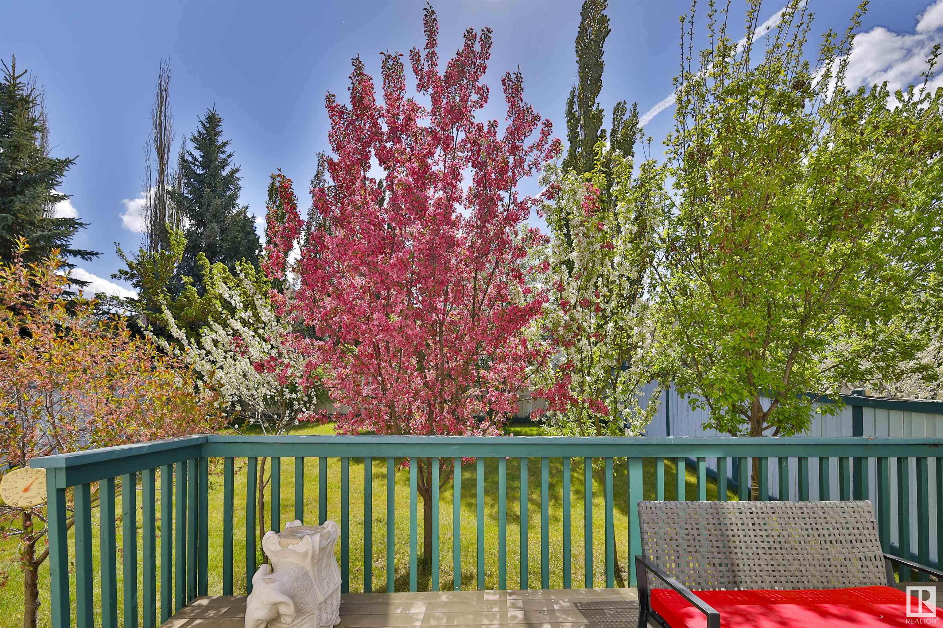 http://cdnparap120.paragonrels.com/ParagonImages/Property/p12/RAE/225350783/41/0/0/13e1a1dcbf07f9891e37d4534f74cad0/1/3ca5521afa1c9d3f9b27387f05b27af2/225350783-c7afe4b5-57fa-4caf-b96b-3ee567e4c950.JPG