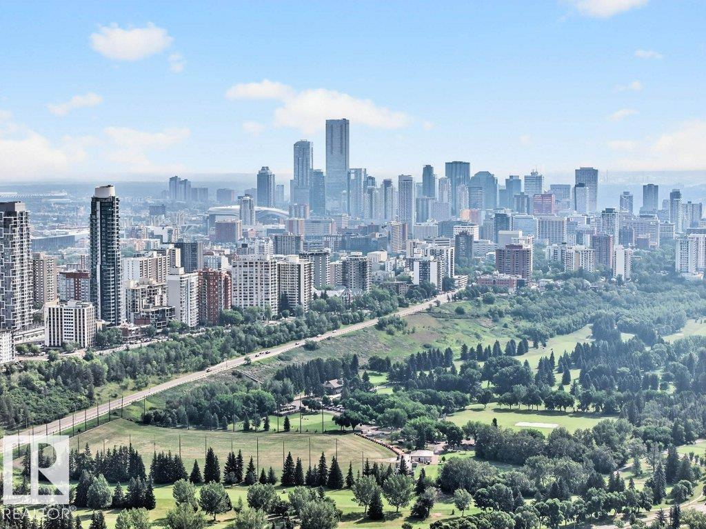 http://cdnparap120.paragonrels.com/ParagonImages/Property/p12/RAE/225351421/24/0/0/d66e08d407390a298f8cef53168be27b/1/13a0a49705d3290bd23e12de874ccad2/225351421-91b405a7-66e7-4b8a-9198-573b2847173e.JPG