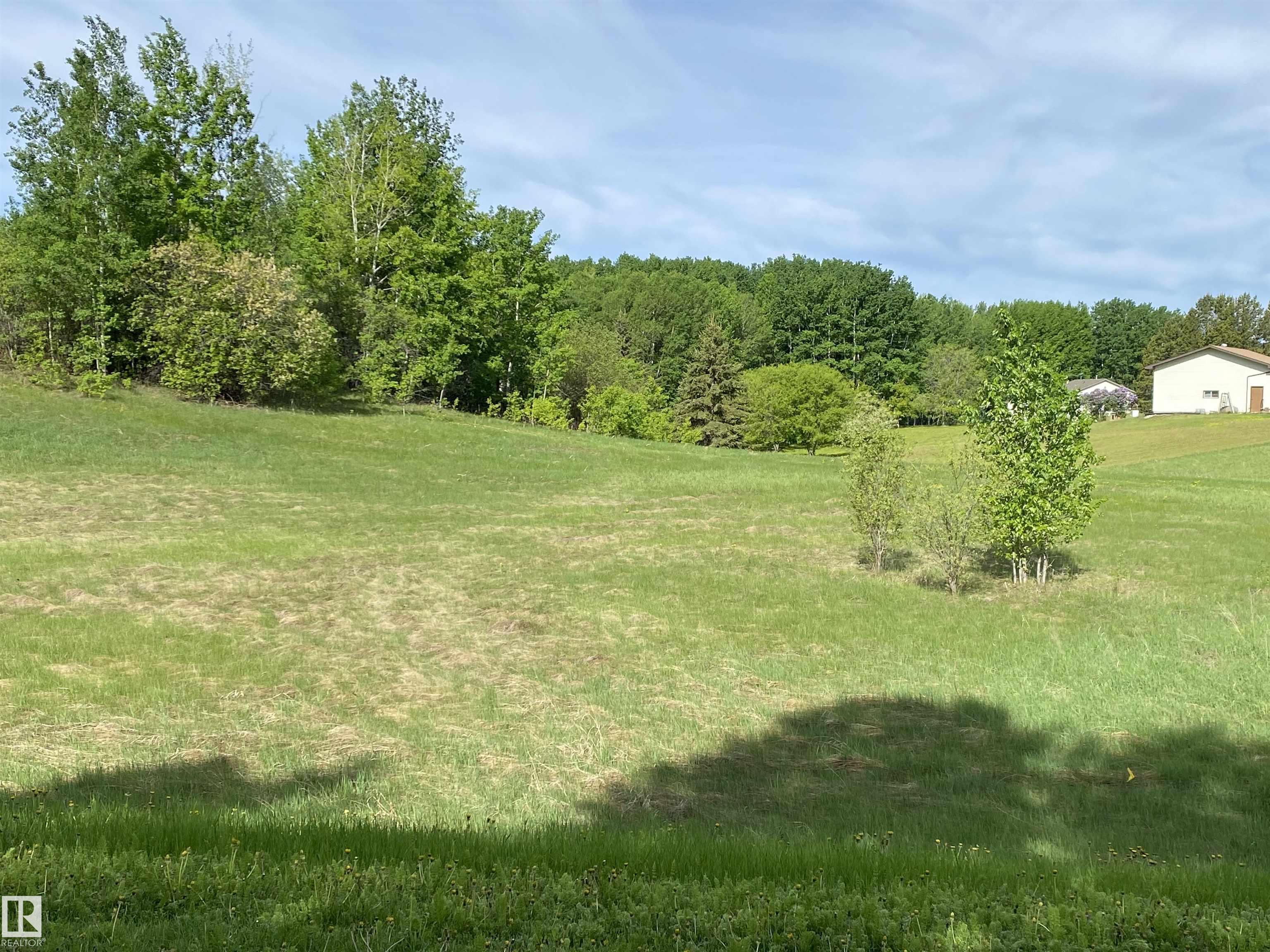 Photo 13 at 10 - 52229 Rge Road 25, Genesee Park, Rural Parkland County