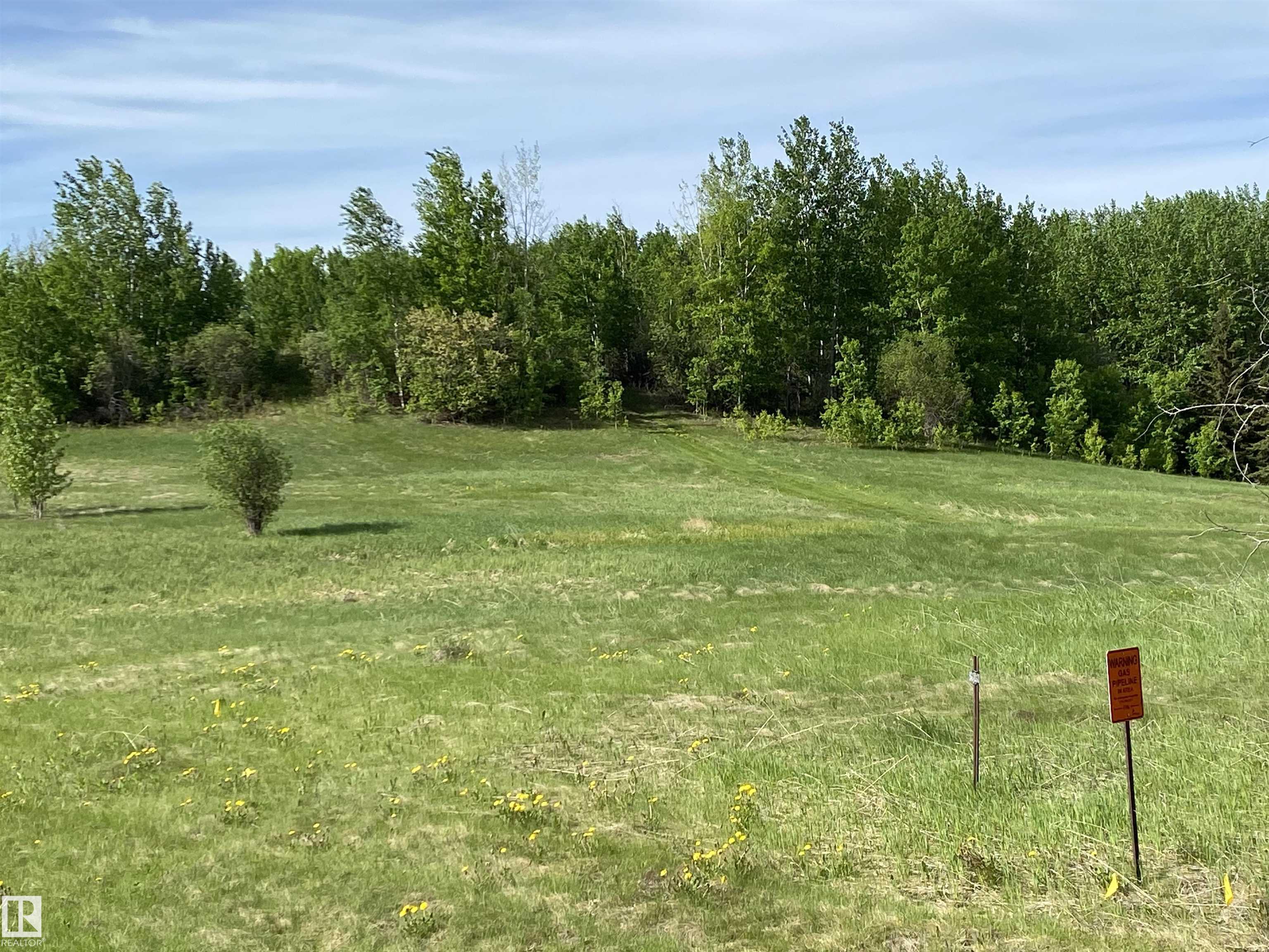 Photo 15 at 10 - 52229 Rge Road 25, Genesee Park, Rural Parkland County