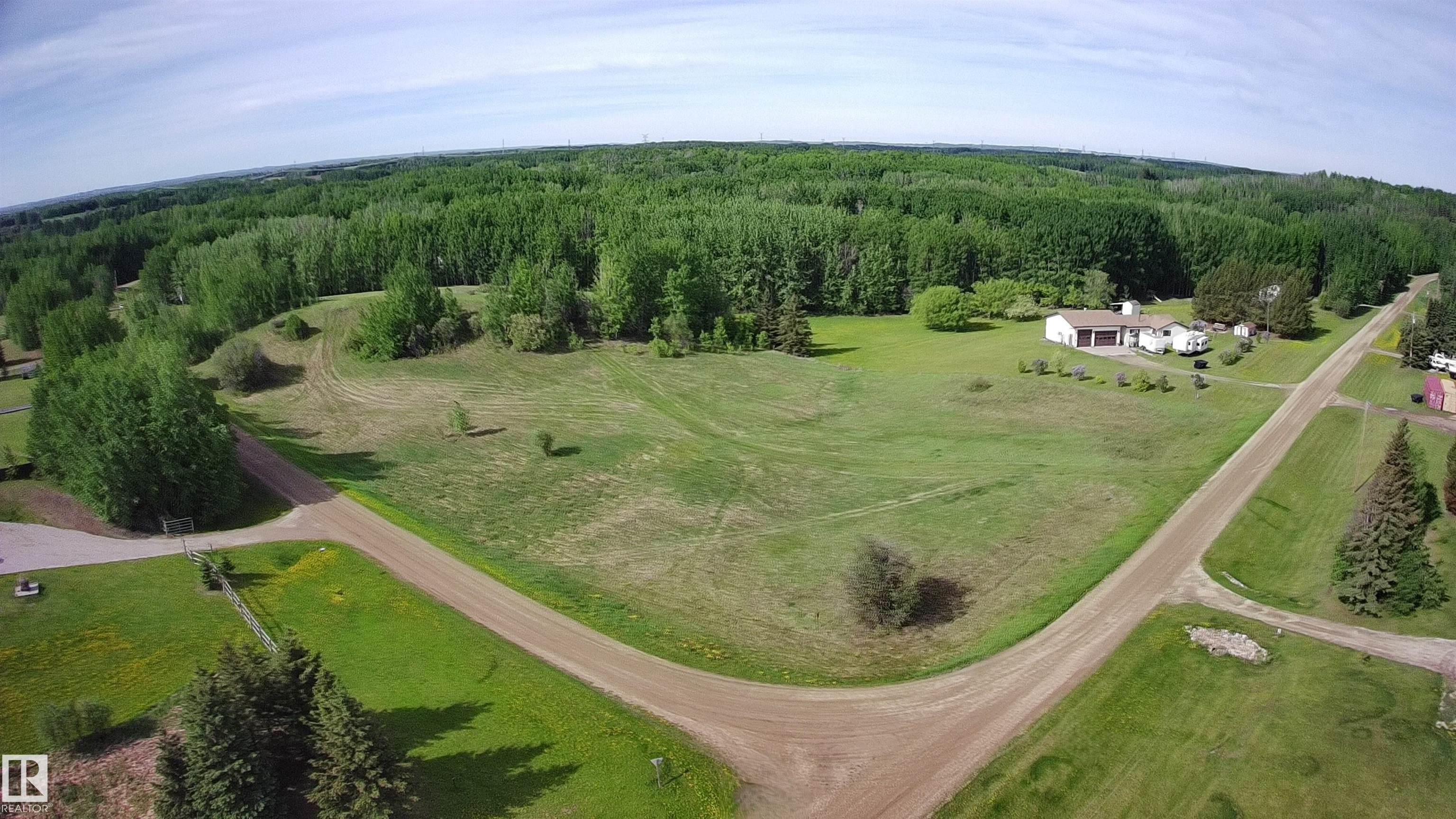 Photo 5 at 10 - 52229 Rge Road 25, Genesee Park, Rural Parkland County