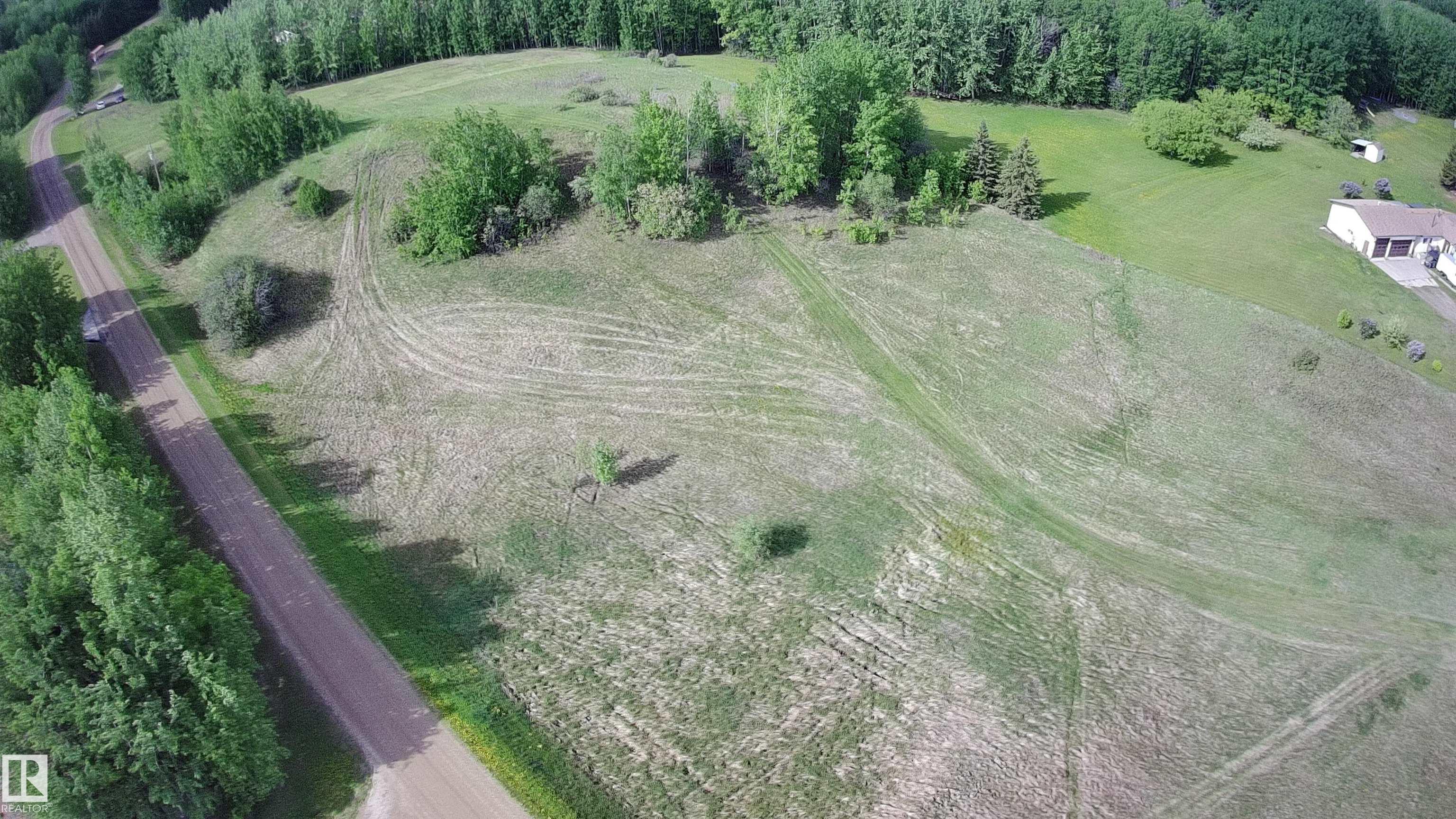 Photo 7 at 10 - 52229 Rge Road 25, Genesee Park, Rural Parkland County