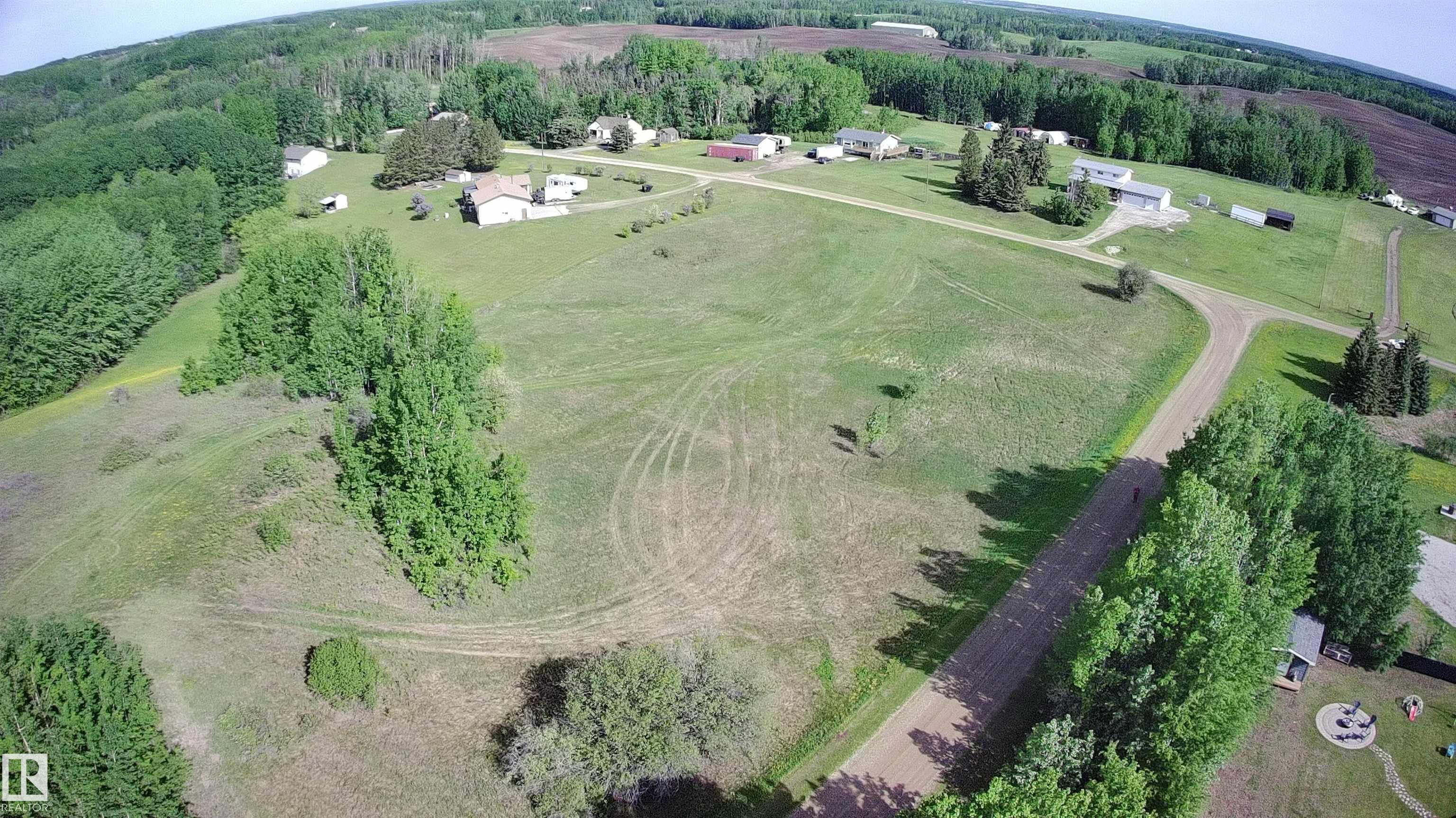 Photo 8 at 10 - 52229 Rge Road 25, Genesee Park, Rural Parkland County
