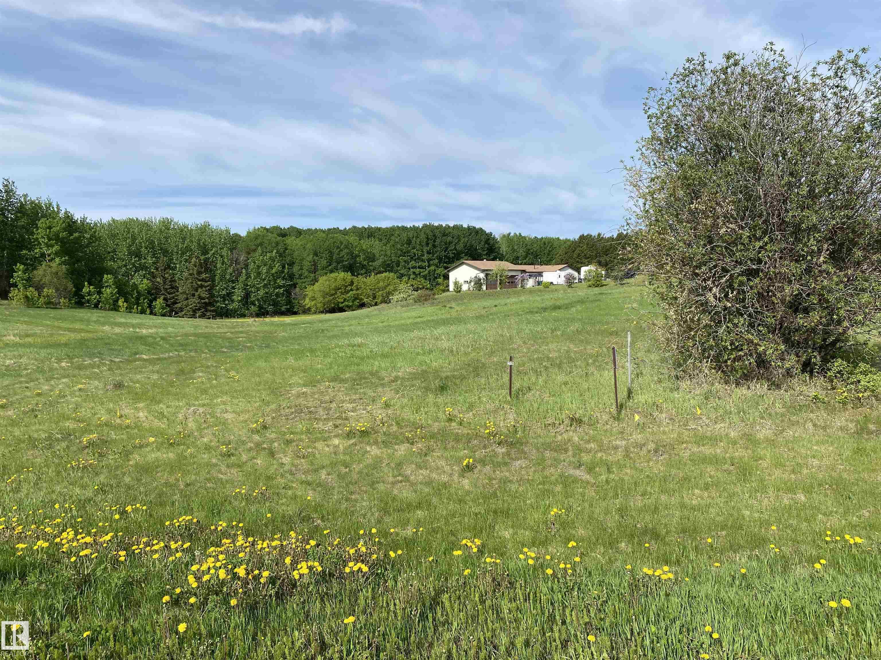 Photo 10 at 10 - 52229 Rge Road 25, Genesee Park, Rural Parkland County