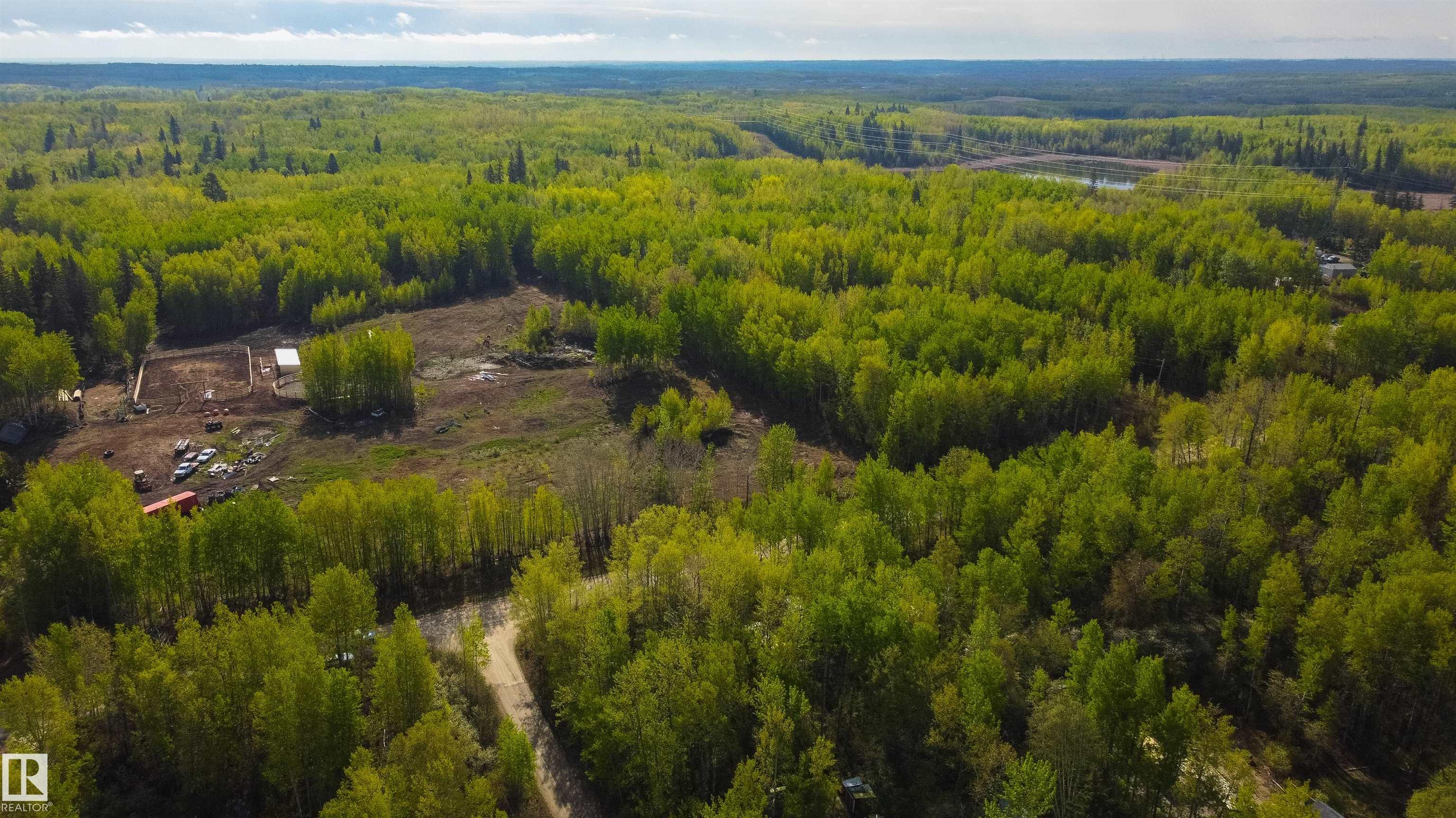 Photo 9 at 309 - 53102 Rge Road 40, Moonlight Bay, Rural Parkland County