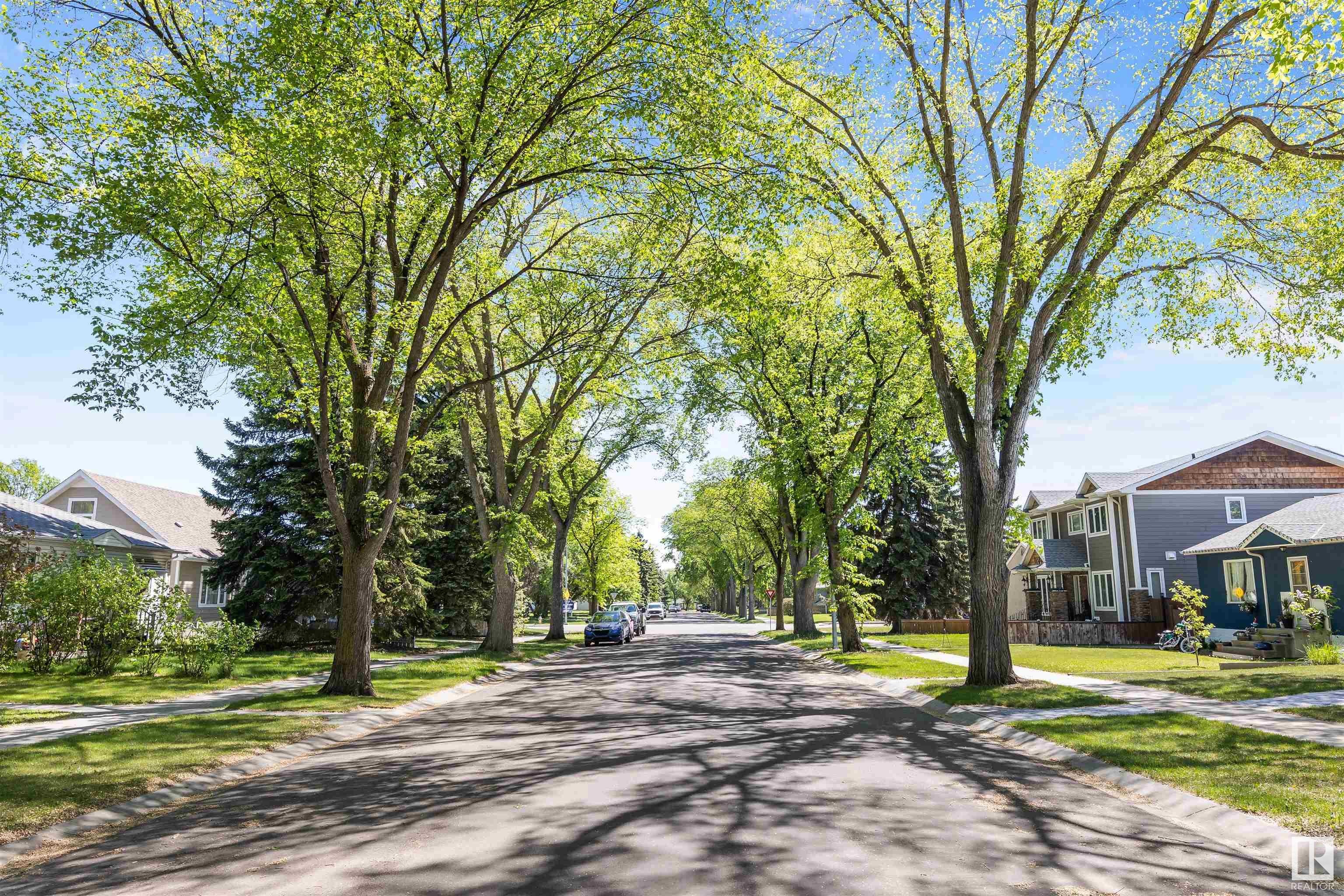 http://cdnparap120.paragonrels.com/ParagonImages/Property/p12/RAE/225352132/1/0/0/e0a1232c9bc2a17029fda532214b55b2/1/707f1874f2a4fe6583d014e8a0a01ee2/225352132-50e2f6fe-1a5b-4d3d-9f40-b20b6f2d69f7.JPG