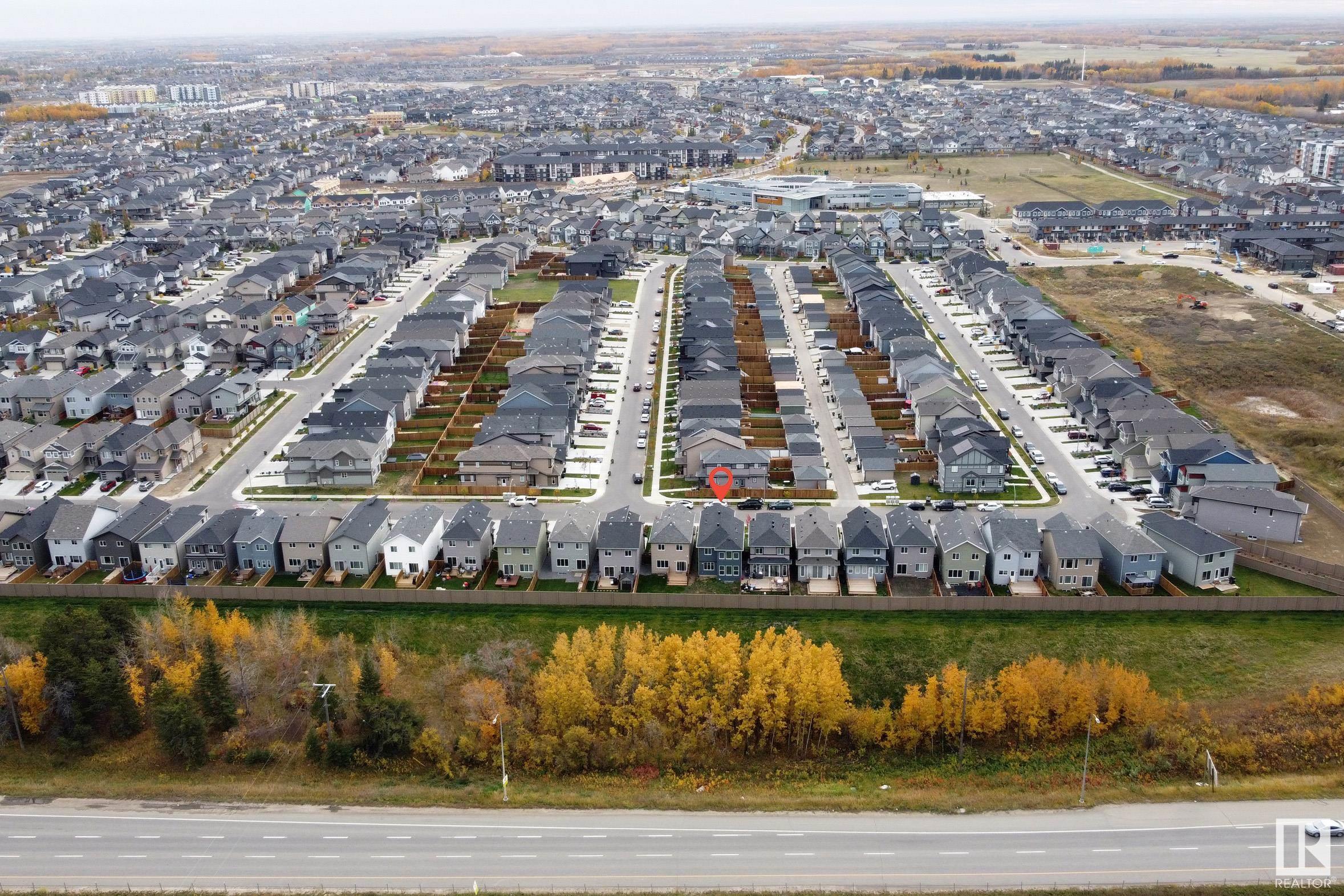 http://cdnparap120.paragonrels.com/ParagonImages/Property/p12/RAE/225352287/37/0/0/8a89d6388fd24af1c8acf0356e9e6225/1/1f67402d013f8497f730593aa2fb69b5/225352287-b1b21834-0ac3-41b5-ad97-6383c47b355f.JPG