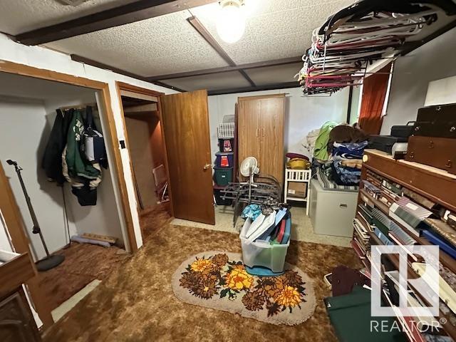 http://cdnparap120.paragonrels.com/ParagonImages/Property/p12/RAE/225352867/30/0/0/b9b973df574f6b7435deee7cabc6e356/1/2eae0d6b9c81130016c8ca0f117f5e88/225352867-557b76b8-241a-4f3e-9b54-dcde2bfa8264.JPG