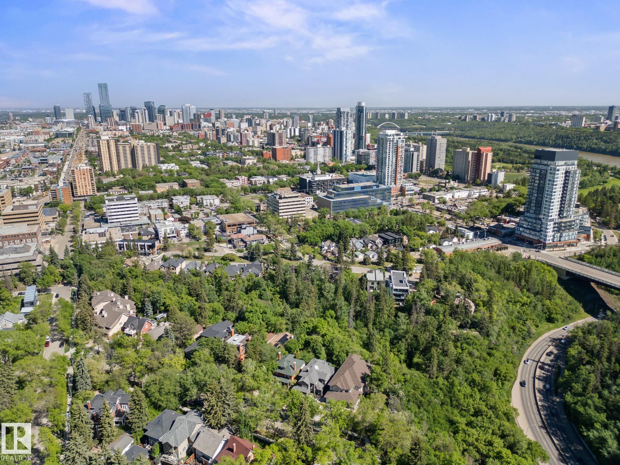 Photo 3 at 10317 Villa Avenue NW, Westmount, Edmonton