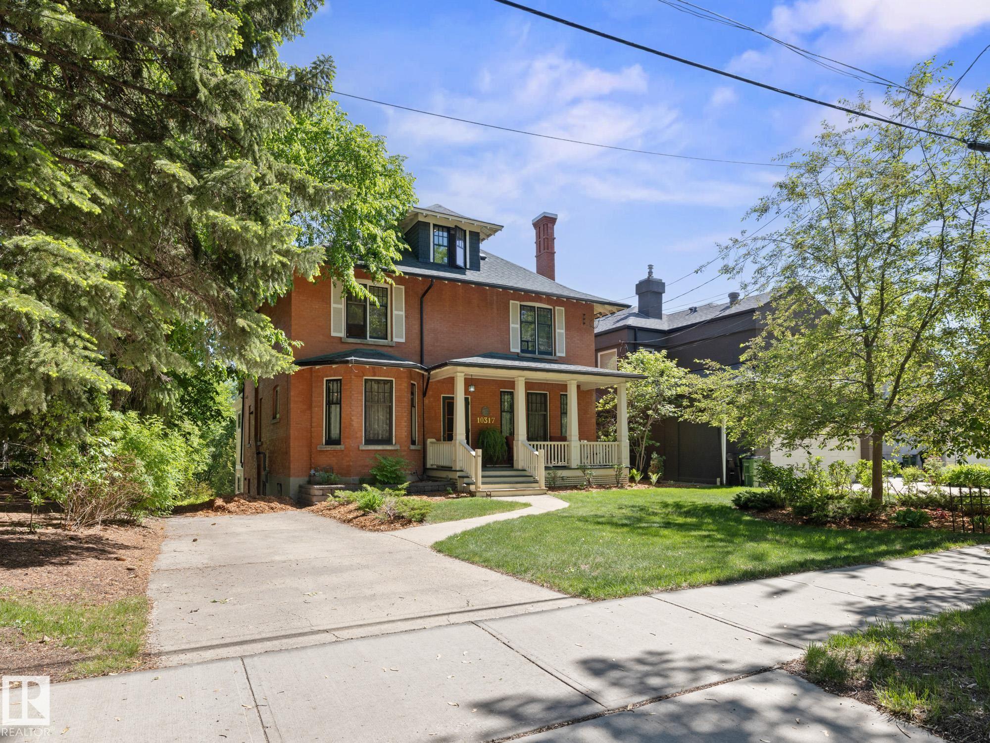 Photo 4 at 10317 Villa Avenue NW, Westmount, Edmonton