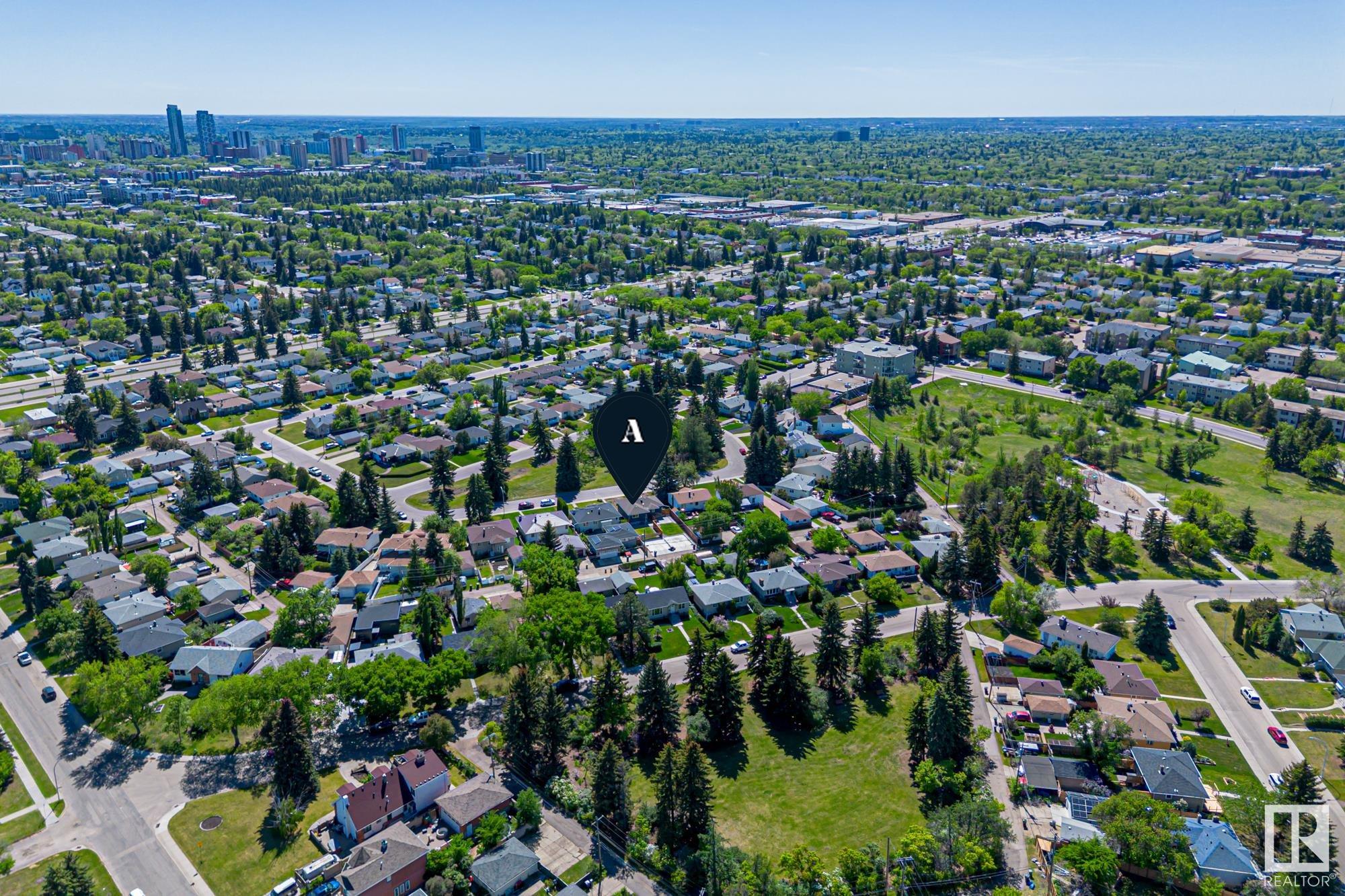 http://cdnparap120.paragonrels.com/ParagonImages/Property/p12/RAE/225353049/50/0/0/65ce70a87be9442303b9640c9375f2de/1/c3f646912cb073905349c5a5c5d1fd28/225353049-729c9106-6f8b-4a18-b910-ab8d1c9d2182.JPG