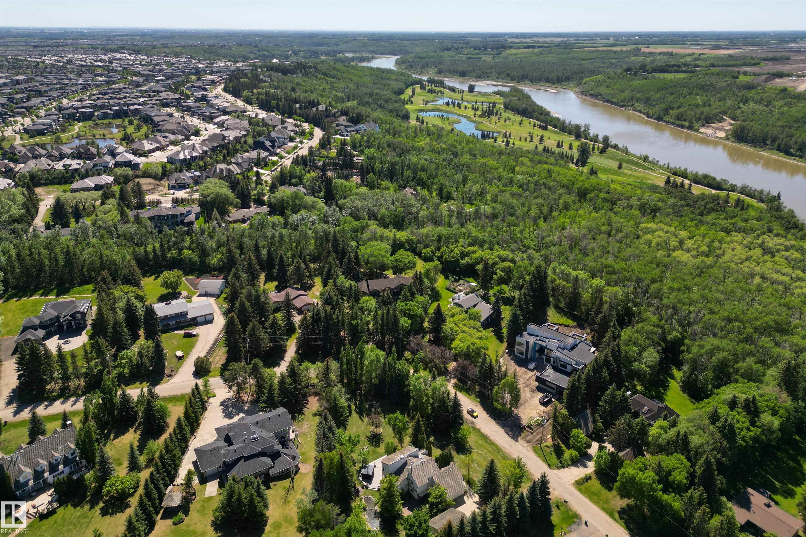 http://cdnparap120.paragonrels.com/ParagonImages/Property/p12/RAE/225353138/63/0/0/d7a67e483f46a39582571c1583cfeb64/1/dbe5d339180cbe60c4113e1cec0791ef/225353138-a004c220-dfaf-493d-abc6-1dfc5e023068.JPG