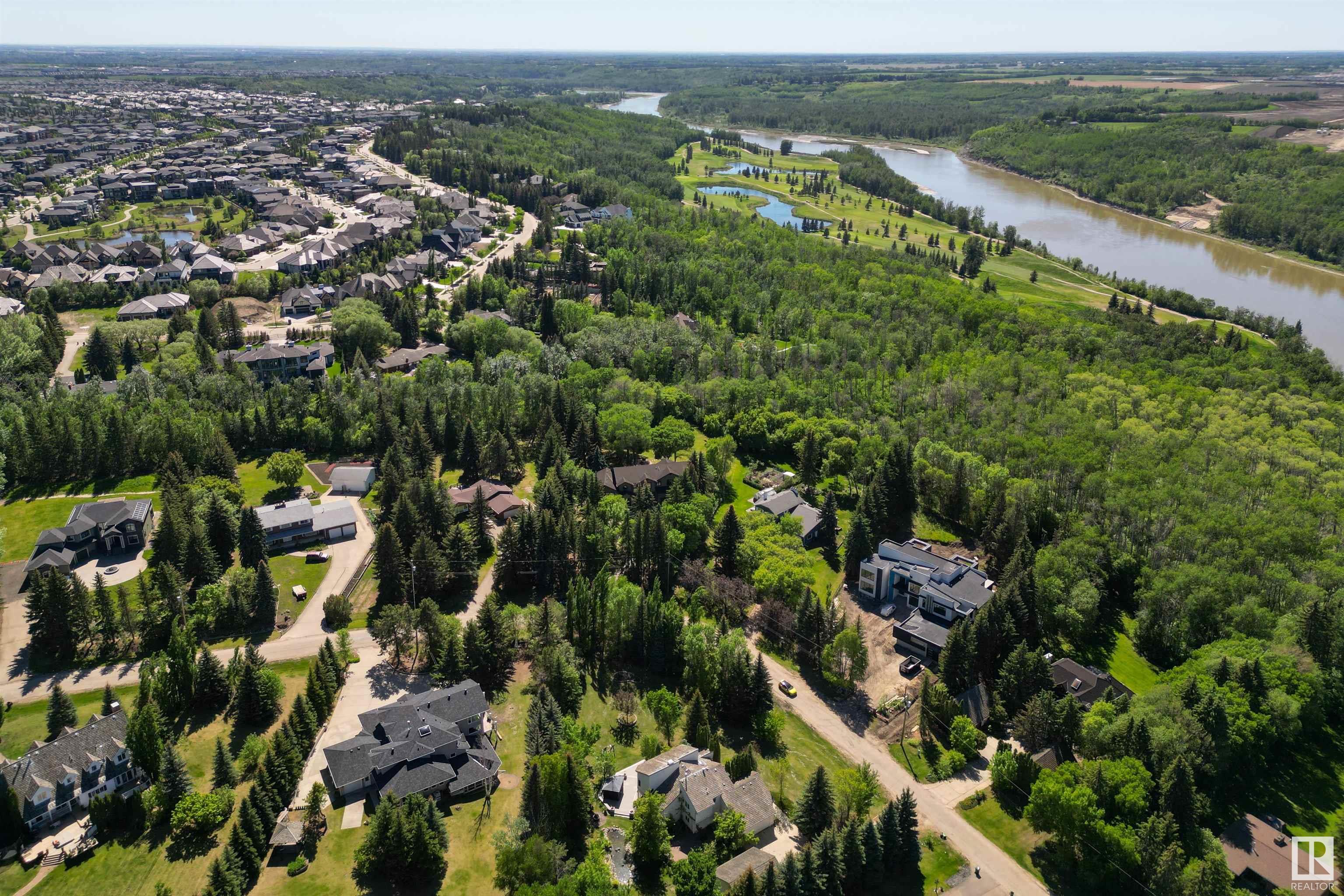 http://cdnparap120.paragonrels.com/ParagonImages/Property/p12/RAE/225353138/63/0/0/efb6ea31574242ae08178838274c6048/1/dbe5d339180cbe60c4113e1cec0791ef/225353138-a004c220-dfaf-493d-abc6-1dfc5e023068.JPG
