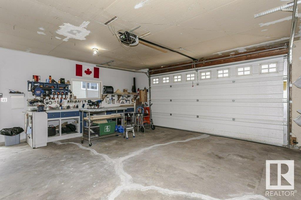 http://cdnparap120.paragonrels.com/ParagonImages/Property/p12/RAE/225353155/42/0/0/e4aad7064e13216d752c2c5a7f28bb39/1/426679ec45f311cfbd49b5ae738c52c0/225353155-ff4abe1a-2fab-48fc-a160-293d13de12c9.JPG