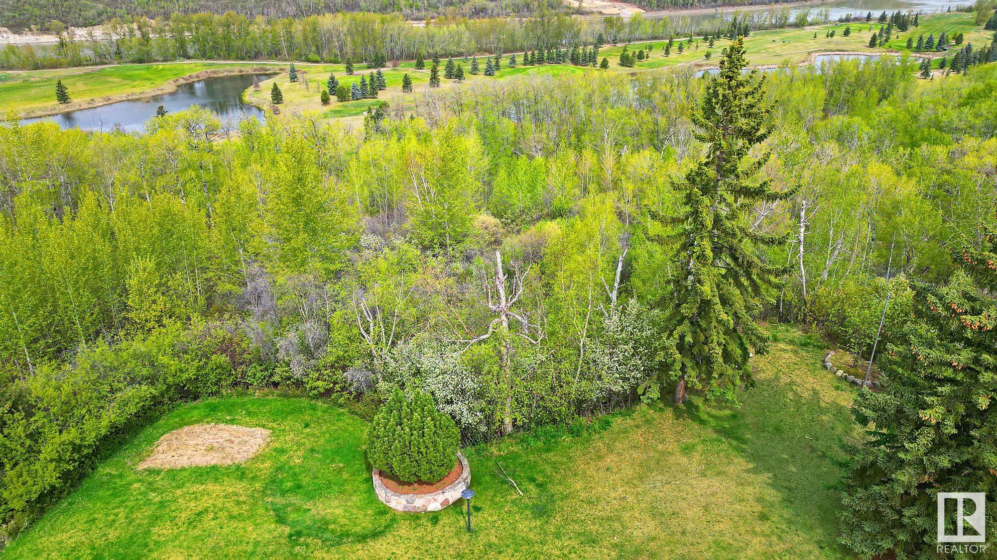 http://cdnparap120.paragonrels.com/ParagonImages/Property/p12/RAE/225353623/4/0/0/139c486a0c149fbc8d22e4b84479999d/1/94d62c518d941367a354355bf27d0f65/225353623-99d90dc0-97c4-4994-8c4e-cd47ce63d5a7.JPG