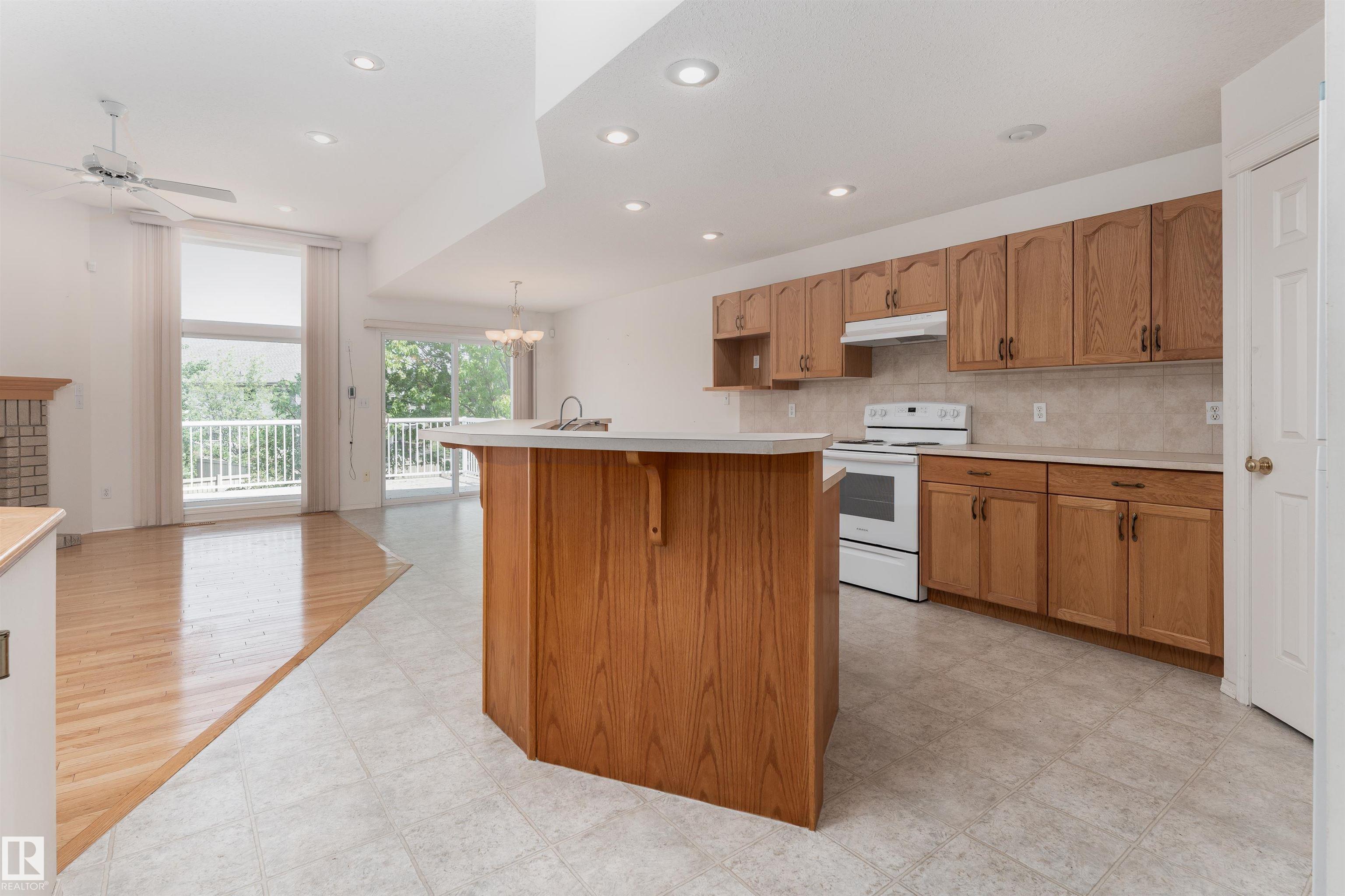 Photo 8 at 183 Ridgehaven Crescent, The Ridge, Sherwood Park