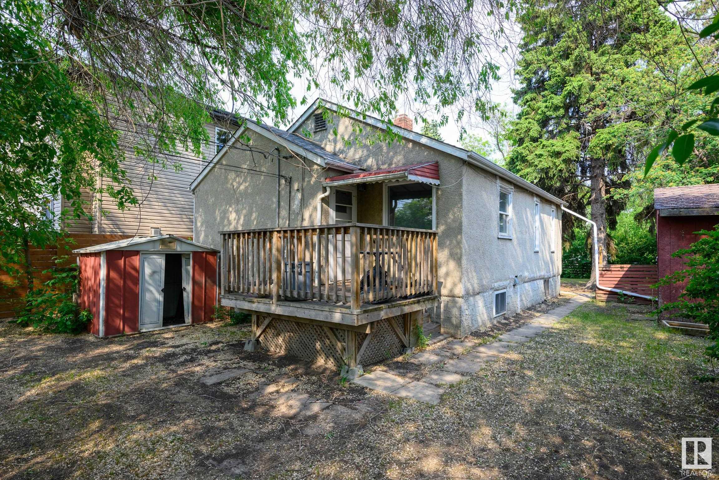 http://cdnparap120.paragonrels.com/ParagonImages/Property/p12/RAE/225353873/39/0/0/63bbaf1acd5bdcfef4b53ae42776ae8c/1/17b68947d1d2fbf7e137459de326b73d/225353873-476e8c35-7fe2-4ed5-8778-d342c1ddc769.JPG