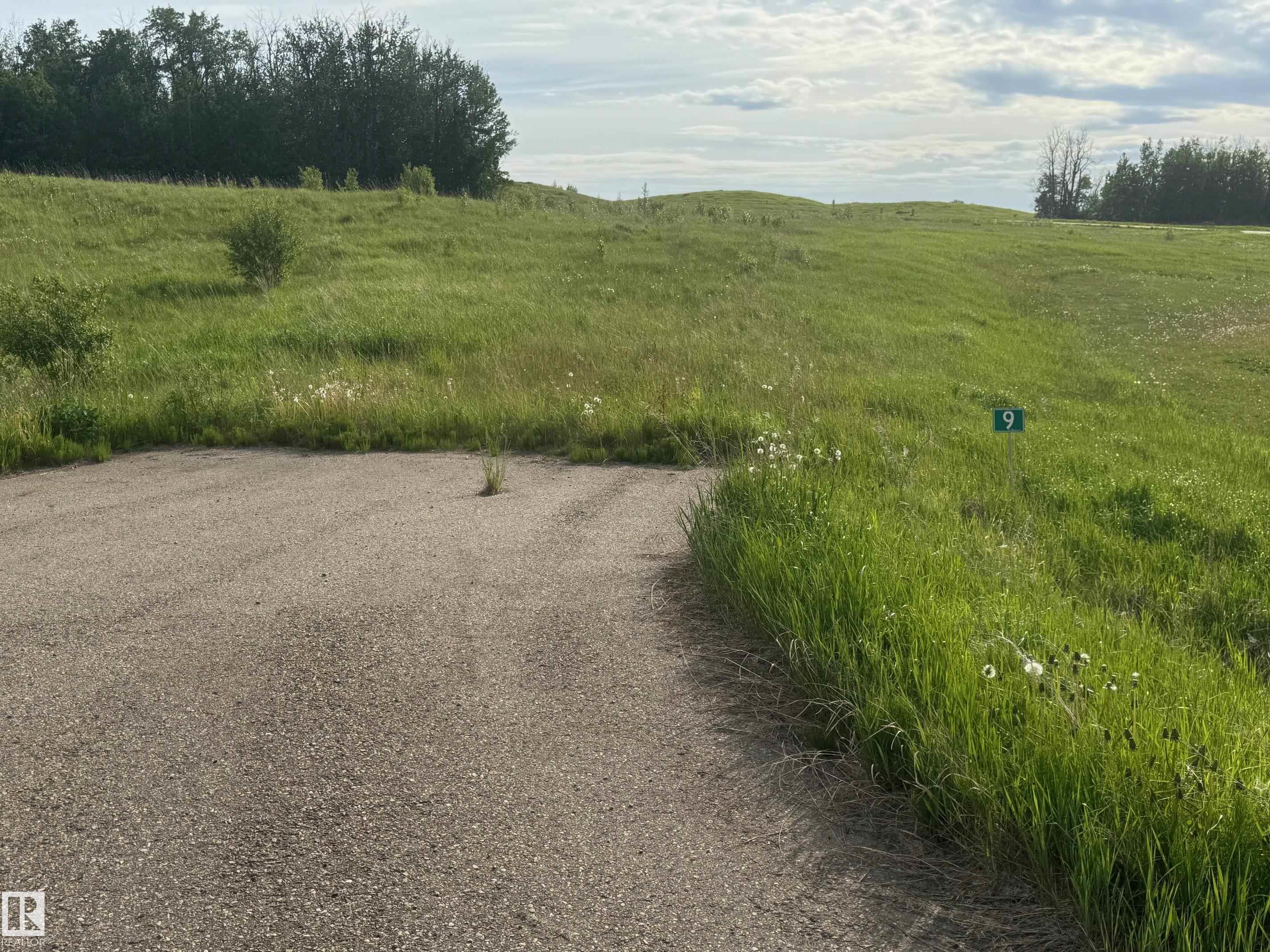 Photo 2 at 9 - 53214 Rge Road 13, Leeward Estates, Rural Parkland County