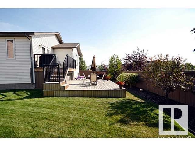 http://cdnparap120.paragonrels.com/ParagonImages/Property/p12/RAE/225353953/64/0/0/6a4f2e0bcea60c5251bed74b3154d5ae/1/8d698b69bf33c6f63f030658ed66bca5/225353953-d866ef18-10bc-45e2-8621-453fc6f64afd.JPG