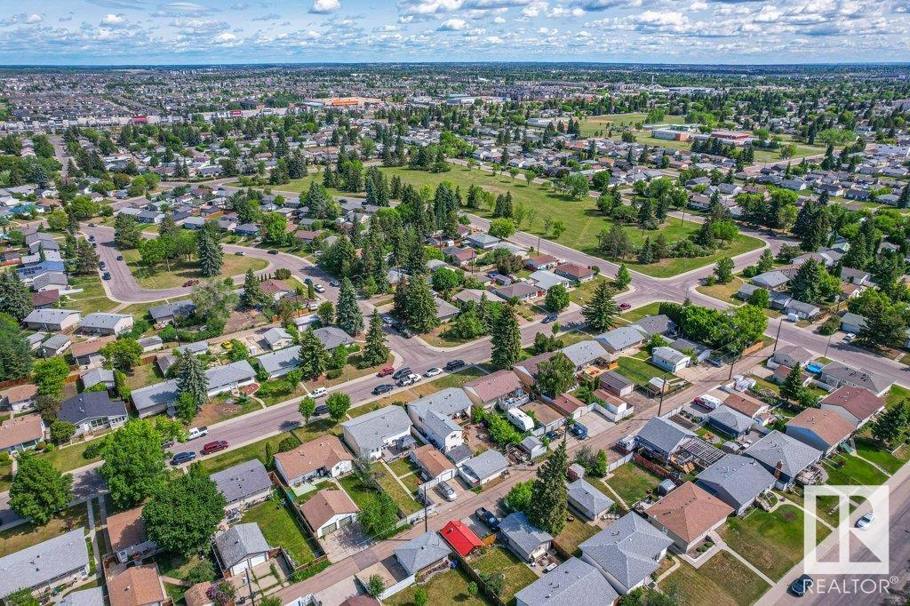 http://cdnparap120.paragonrels.com/ParagonImages/Property/p12/RAE/225353980/31/0/0/5b79ab481f58559bf0d46215ae67d703/1/b4f35c925f0416e53ec2cdcd82f388a1/225353980-771eaf9a-162f-4ba9-a4ae-988a00f3baab.JPG