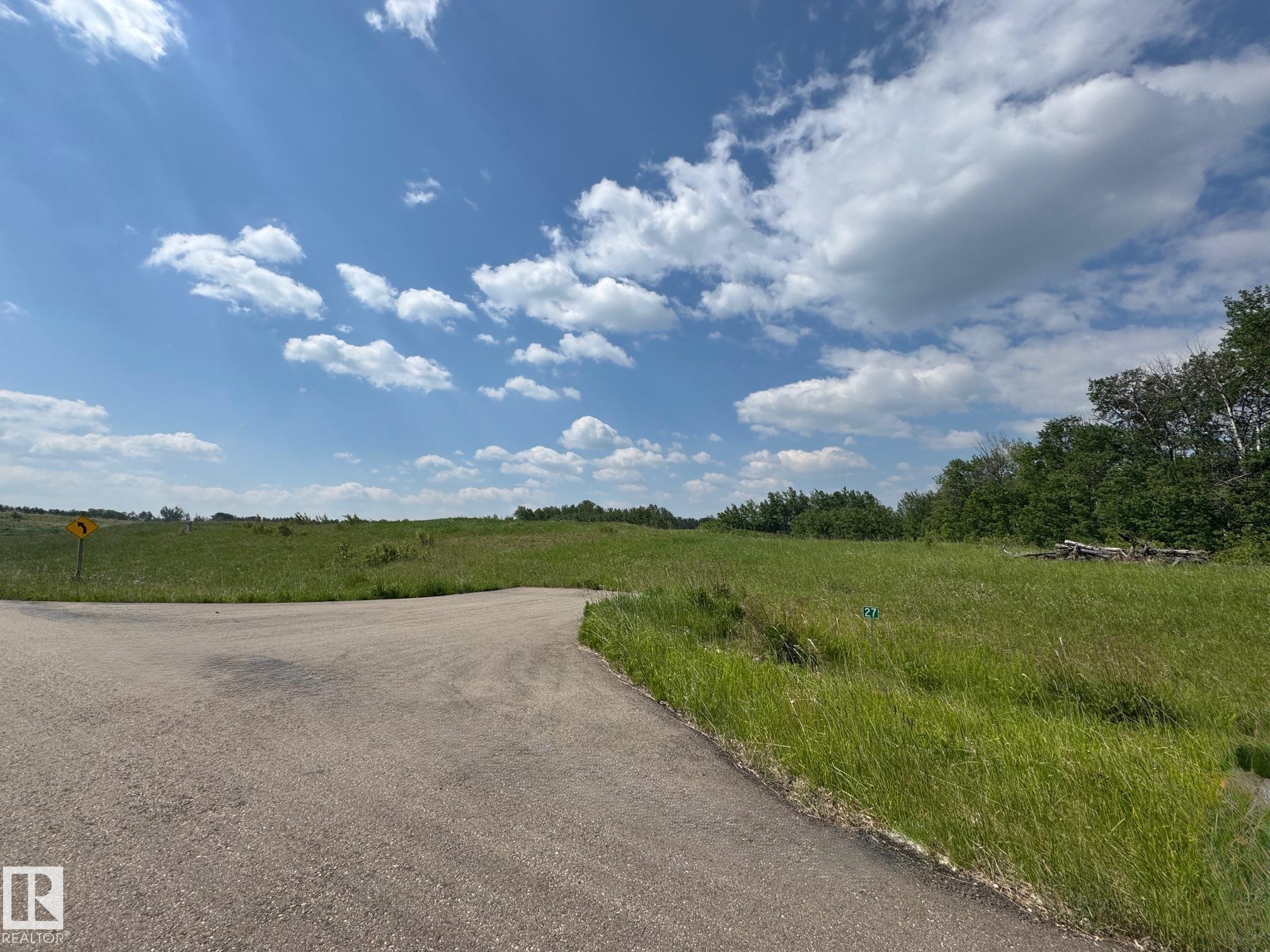 Photo 3 at 27 - 53214 Rge Road 13, Leeward Estates, Rural Parkland County