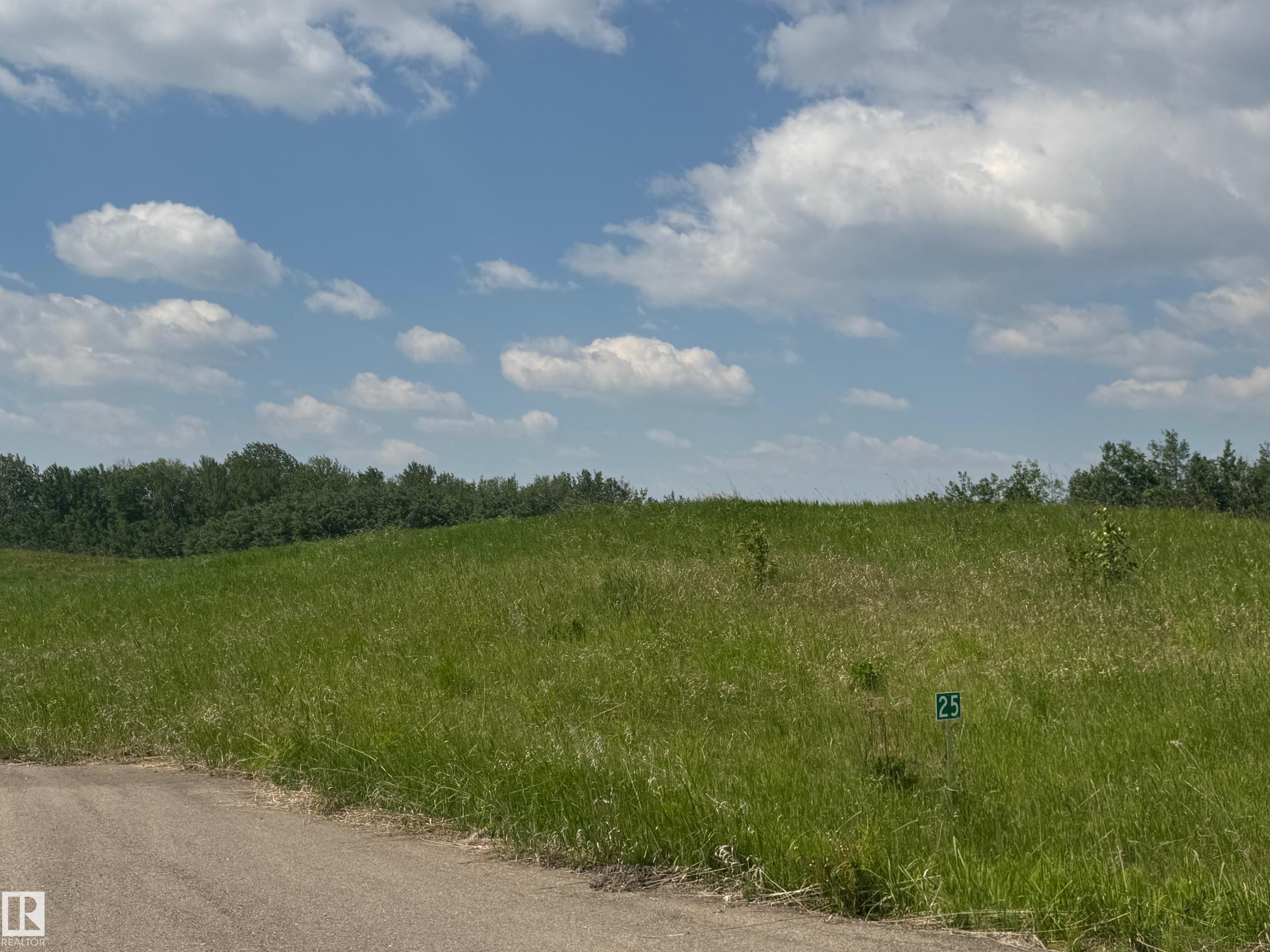 Photo 5 at 25 - 53214 Rge Road 13, Leeward Estates, Rural Parkland County