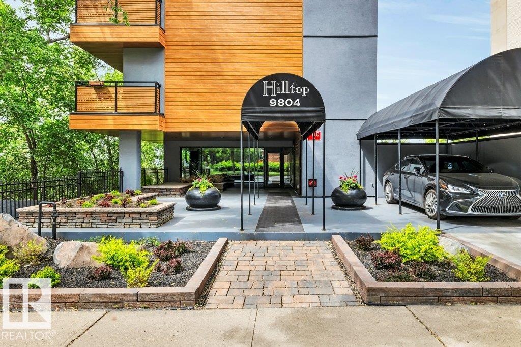 3 - 9804 112 Street NW, Wîhkwêntôwin, Edmonton 