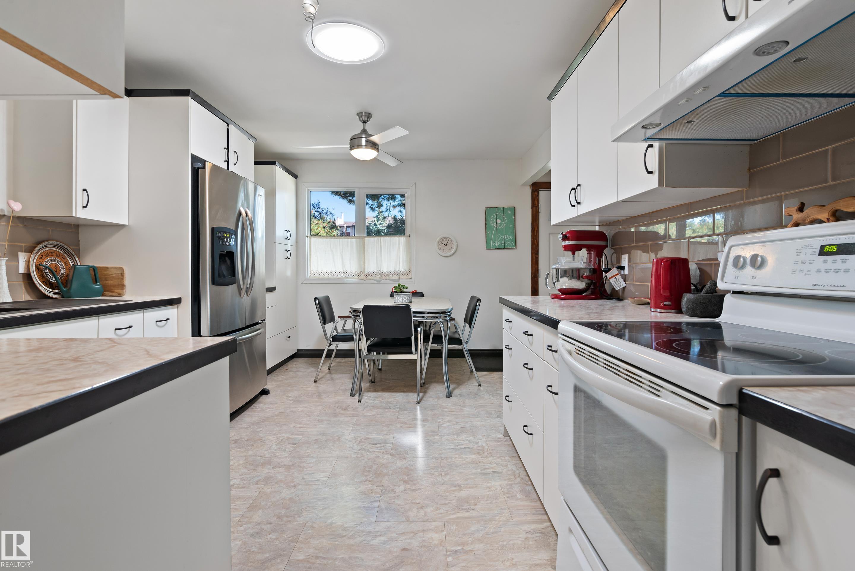 Photo 14 at 4318 44 Avenue, Meridian Heights, Stony Plain