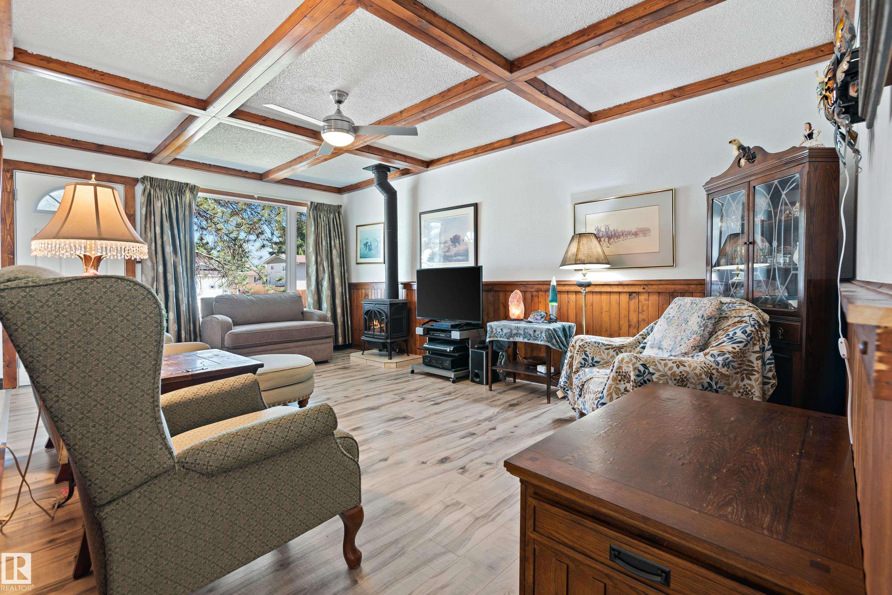 Photo 16 at 4318 44 Avenue, Meridian Heights, Stony Plain