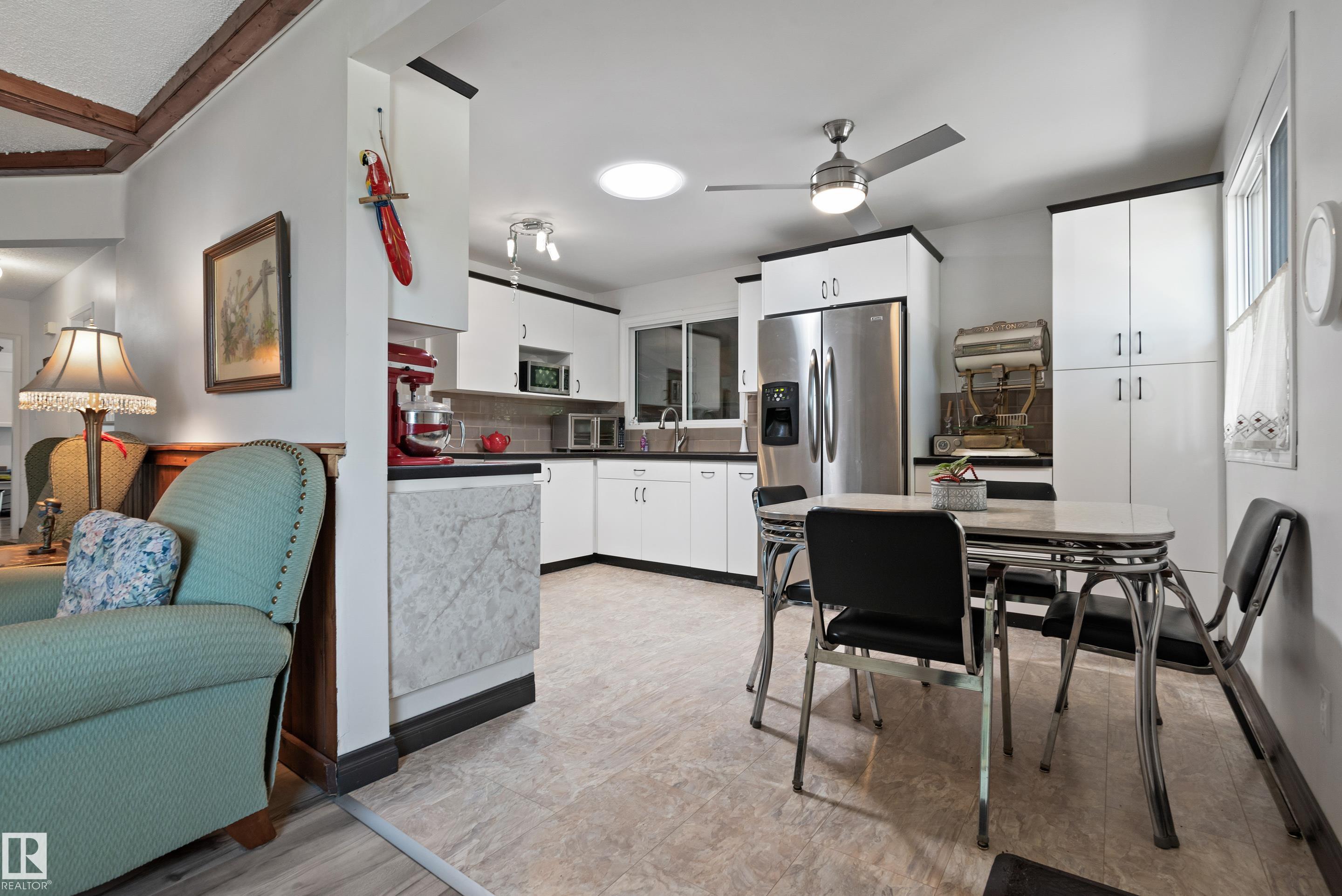 Photo 6 at 4318 44 Avenue, Meridian Heights, Stony Plain