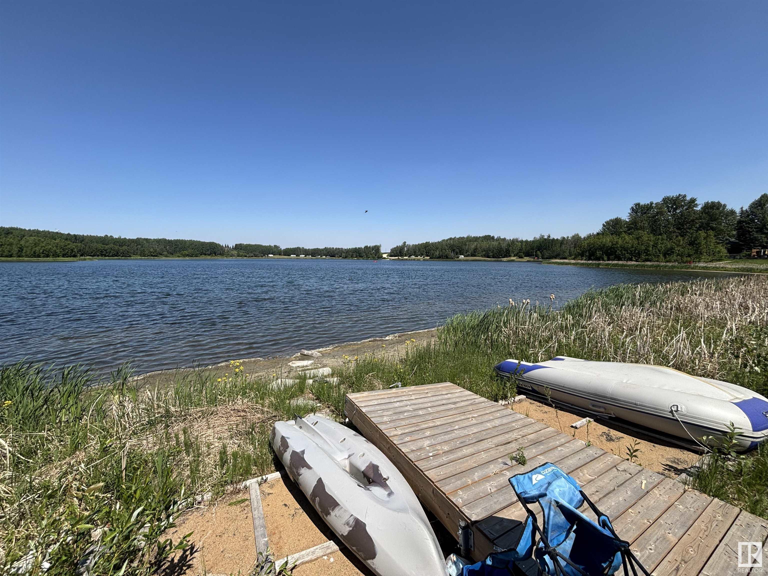 Photo 8 at 2 - 52318 Rge Road 25, Star Lake Estates, Rural Parkland County