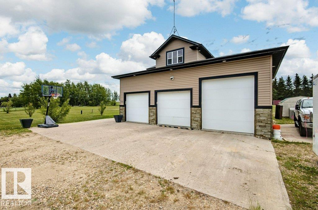 Photo 5 at 110, 51022 Range Road 221, Pebble Court Estates, Rural Strathcona County