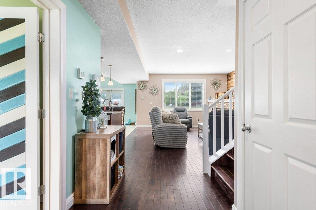 Photo 10 at 110, 51022 Range Road 221, Pebble Court Estates, Rural Strathcona County