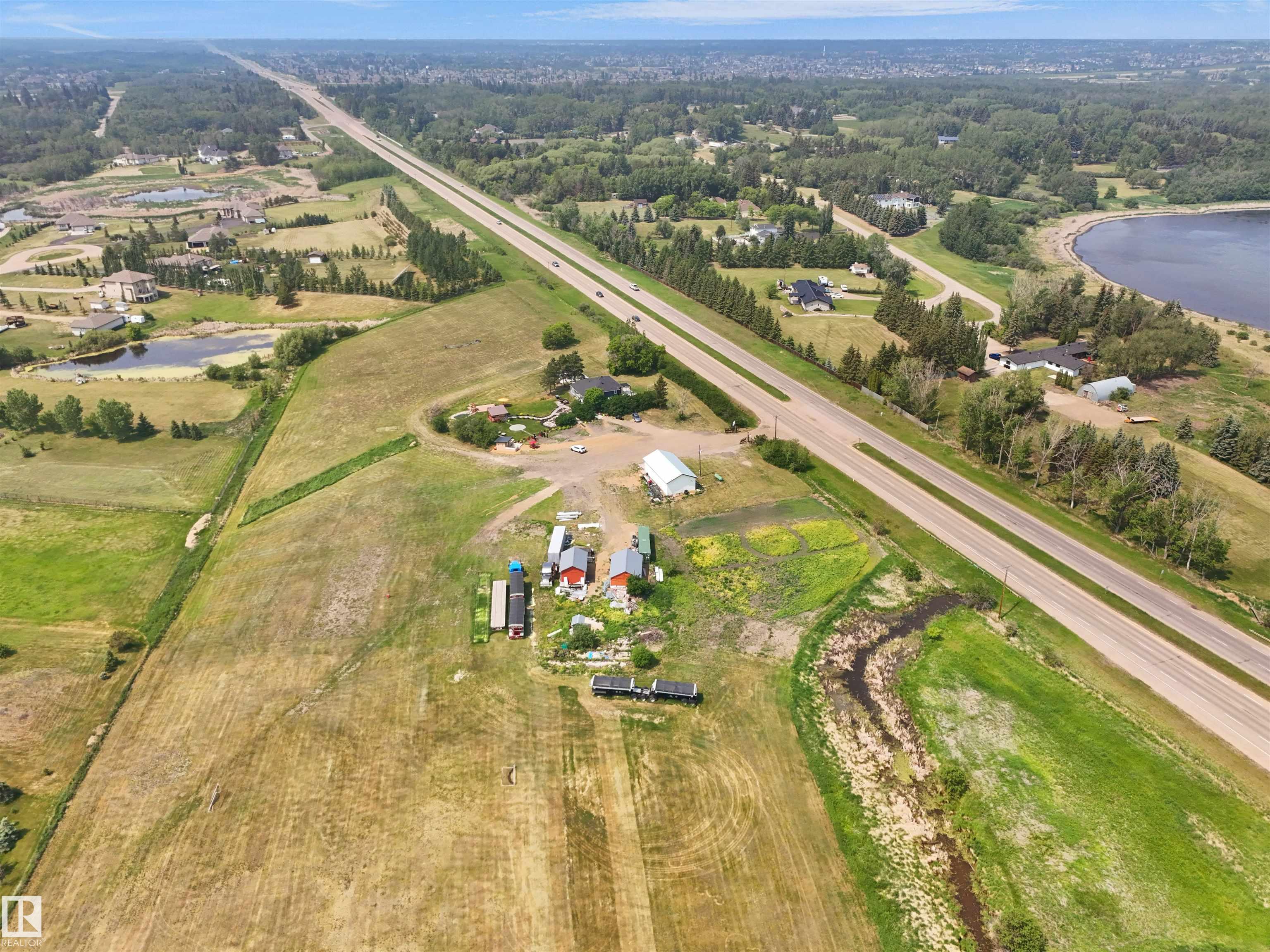 Photo 19 at 22517 Wye Road, Lorrelind Estates, Rural Strathcona County