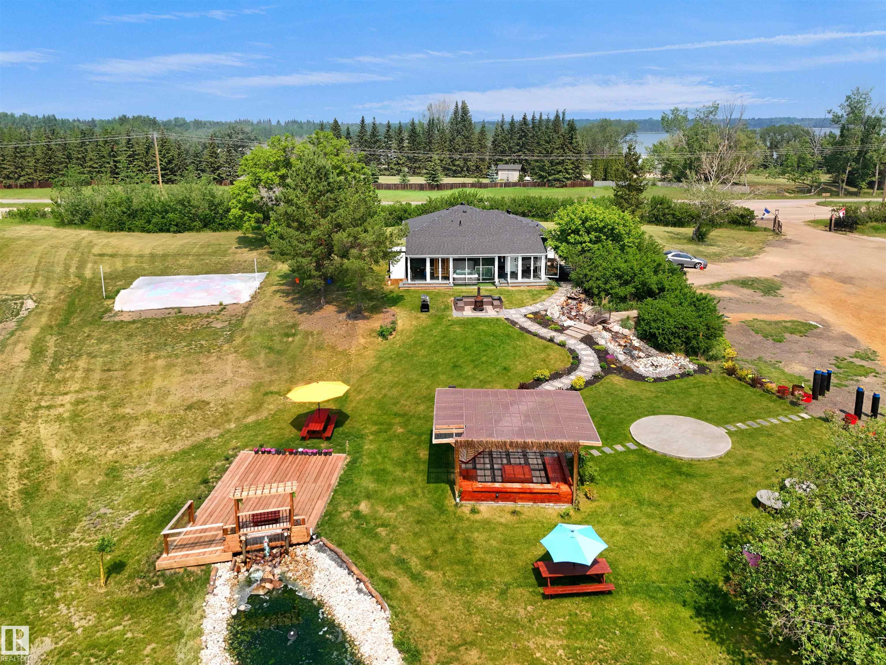 Photo 22 at 22517 Wye Road, Lorrelind Estates, Rural Strathcona County