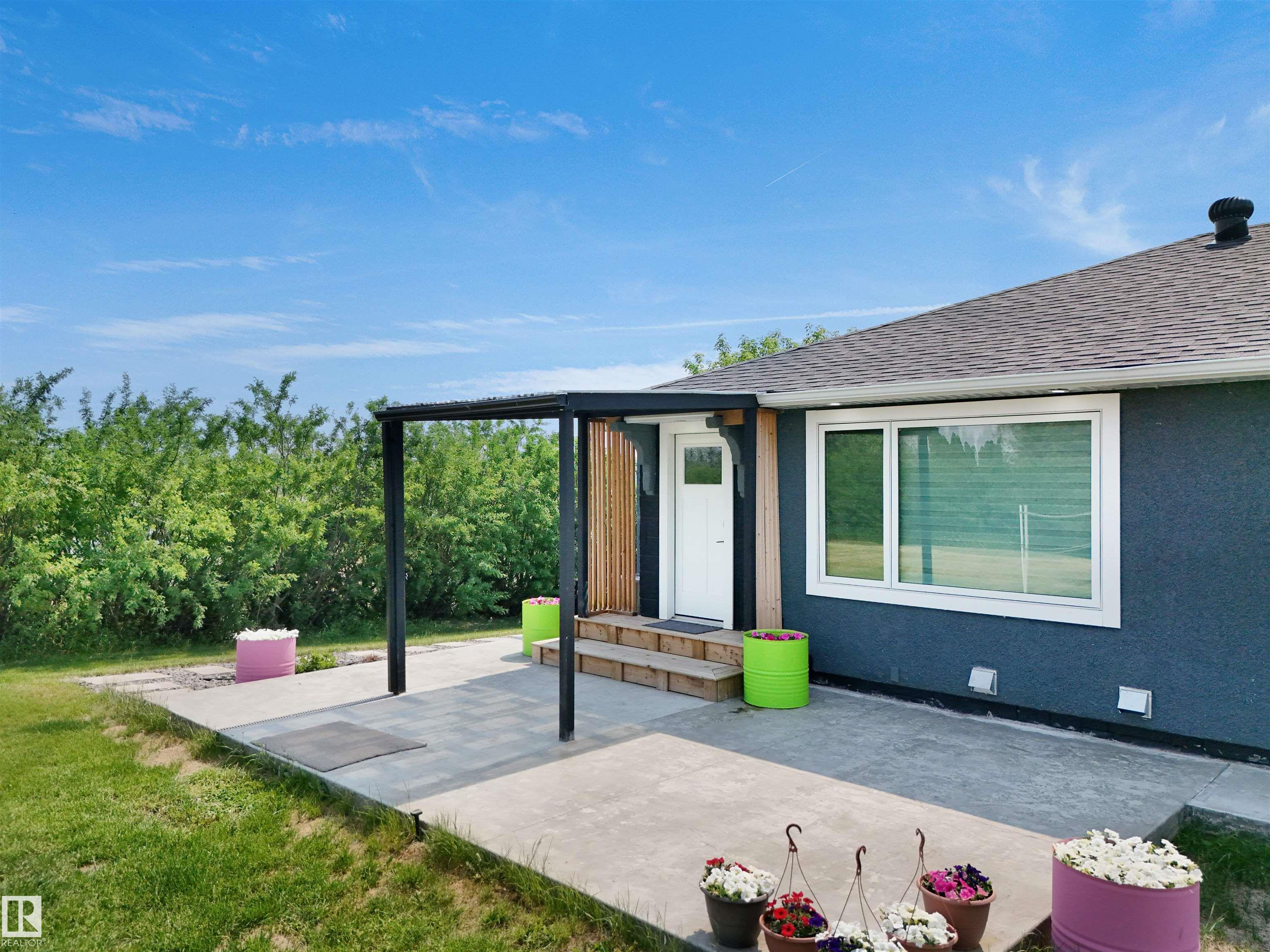 Photo 23 at 22517 Wye Road, Lorrelind Estates, Rural Strathcona County