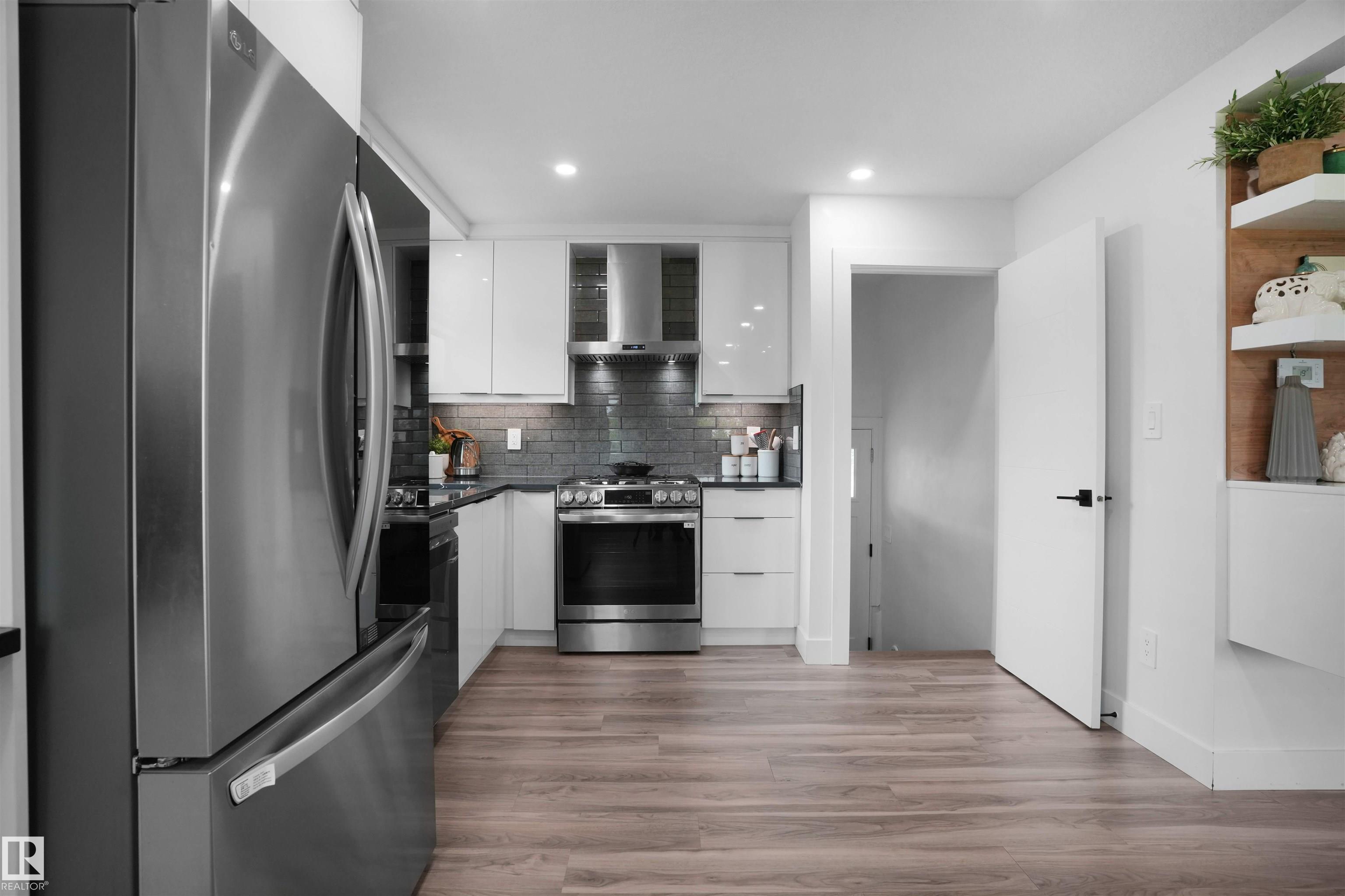 Photo 36 at 22517 Wye Road, Lorrelind Estates, Rural Strathcona County