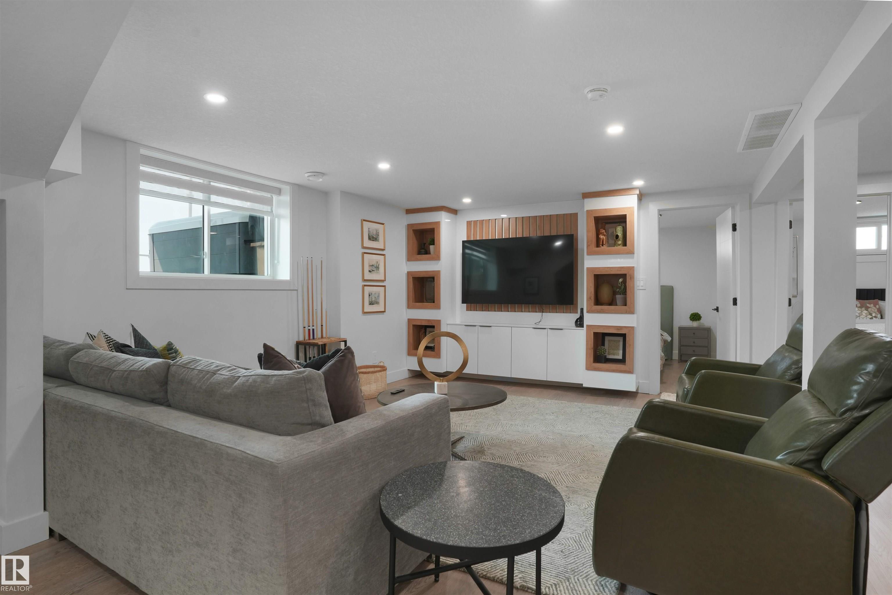 Photo 56 at 22517 Wye Road, Lorrelind Estates, Rural Strathcona County