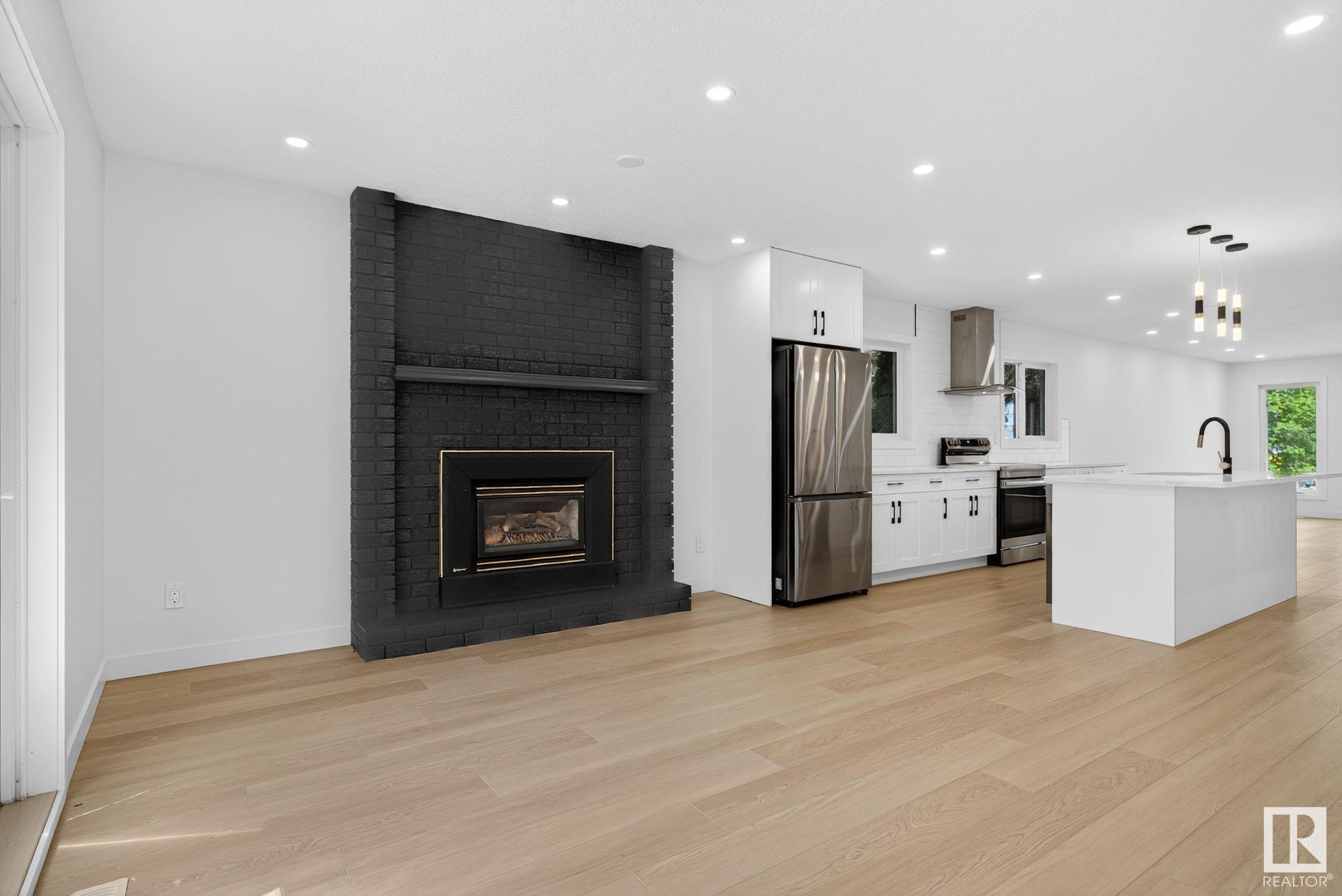 Photo 18 at 1 Coachman Place, Clover Bar Ranch, Sherwood Park